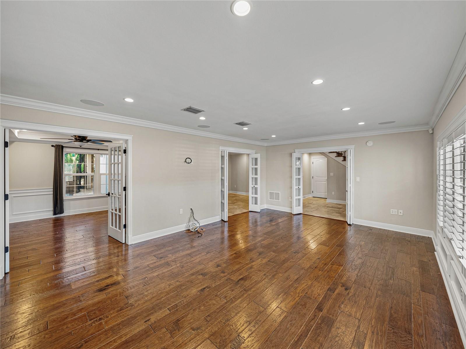 307 HARBOR VIEW LN, LARGO, FL, 33770