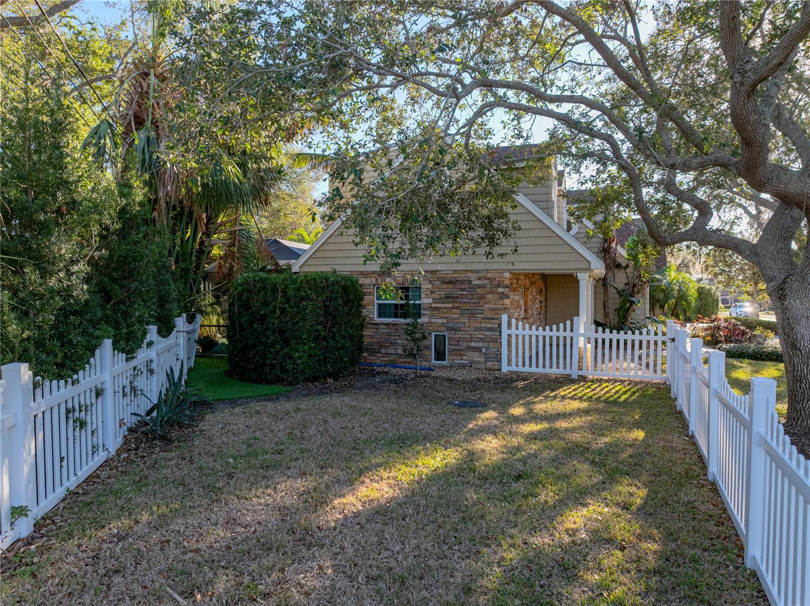 307 HARBOR VIEW LN, LARGO, FL, 33770