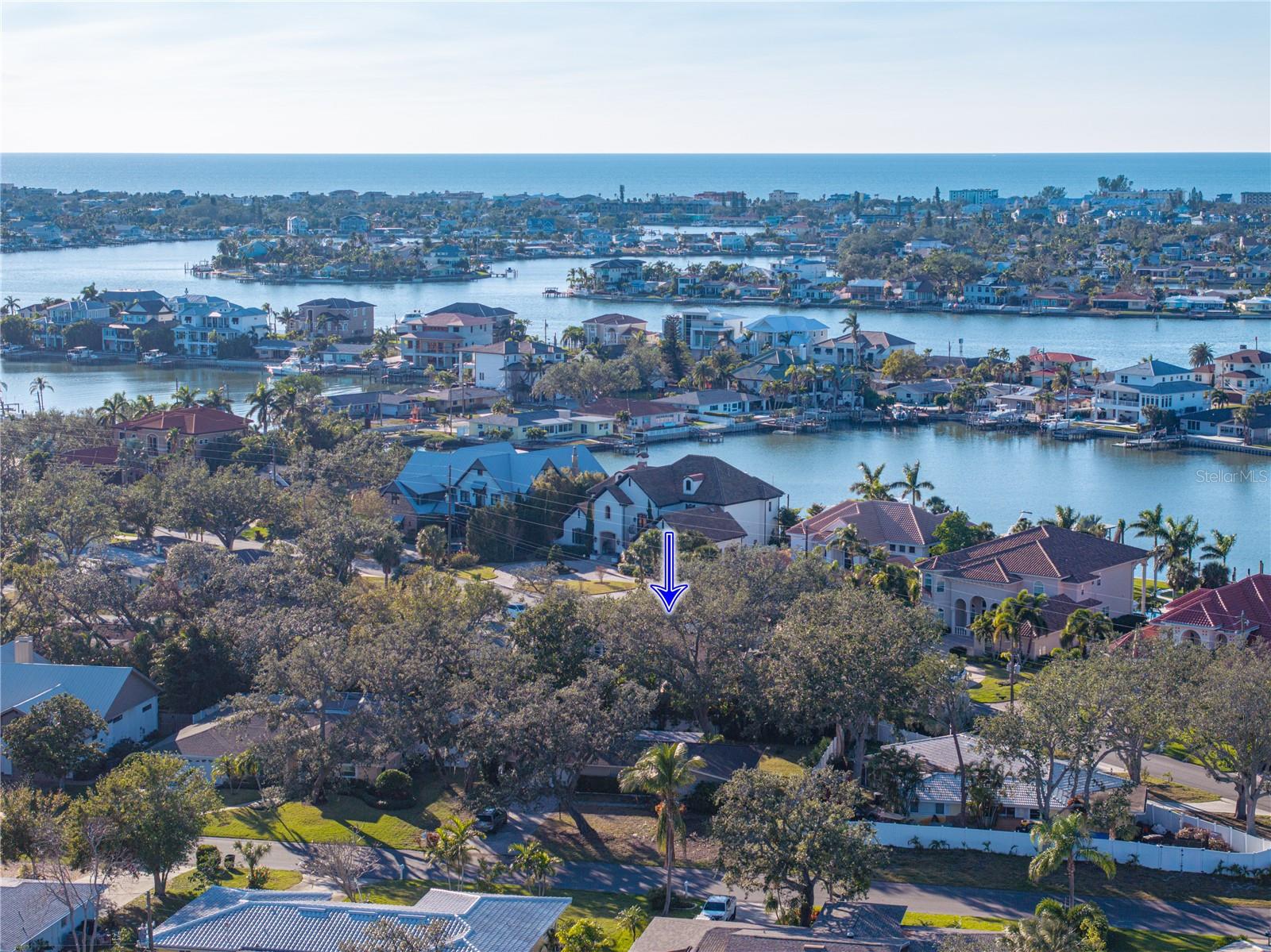 307 HARBOR VIEW LN, LARGO, FL, 33770