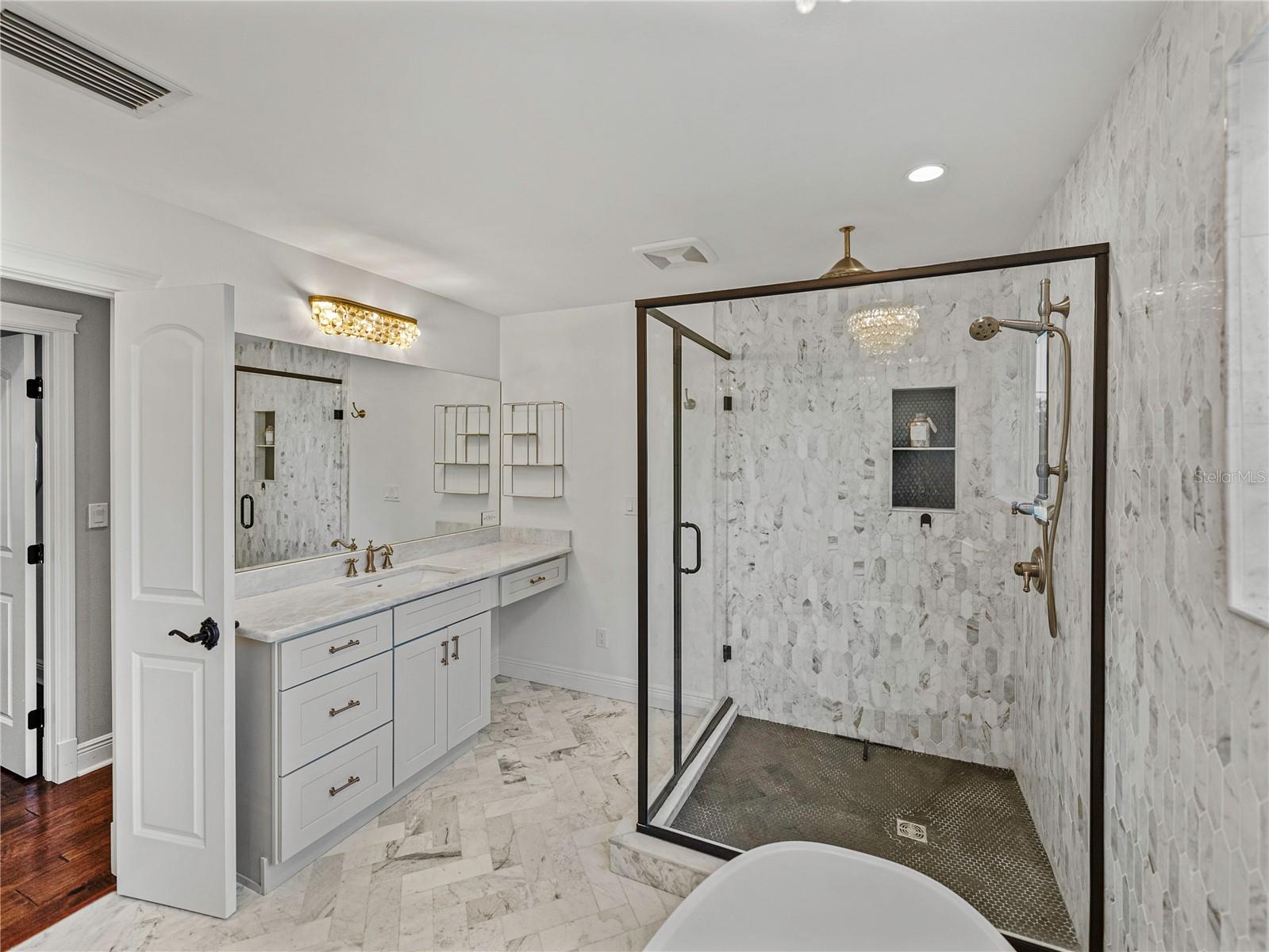 307 HARBOR VIEW LN, LARGO, FL, 33770