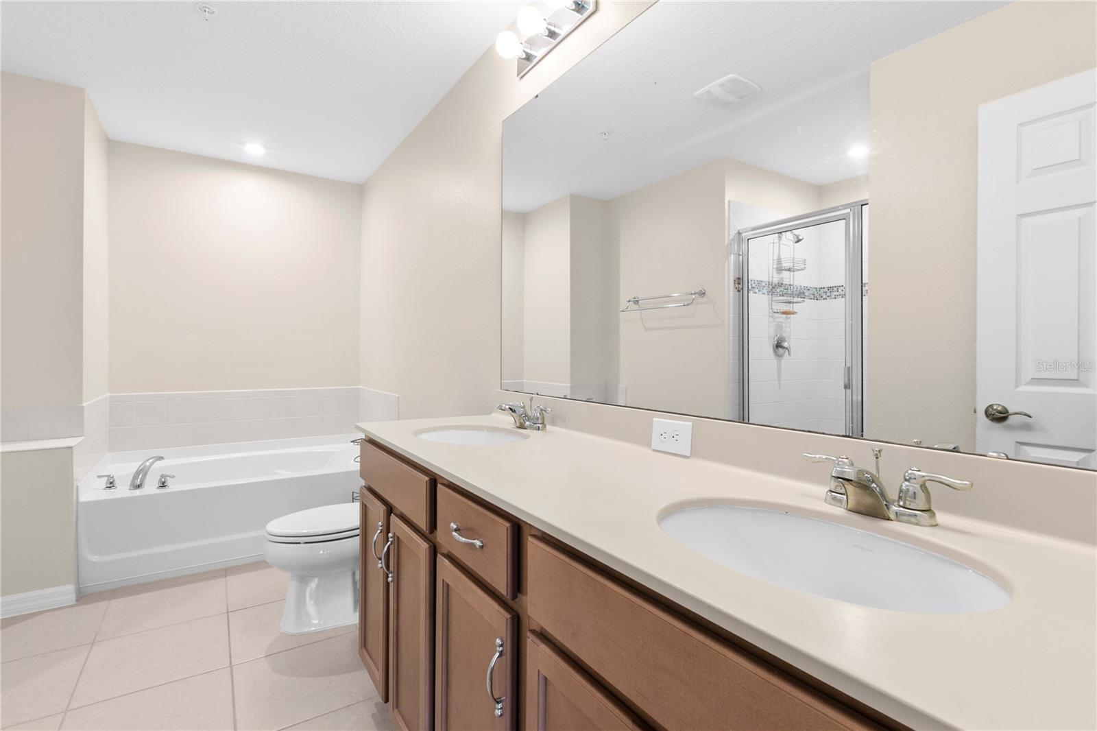 9475 RANDAL PARK BLVD, ORLANDO, FL, 32832