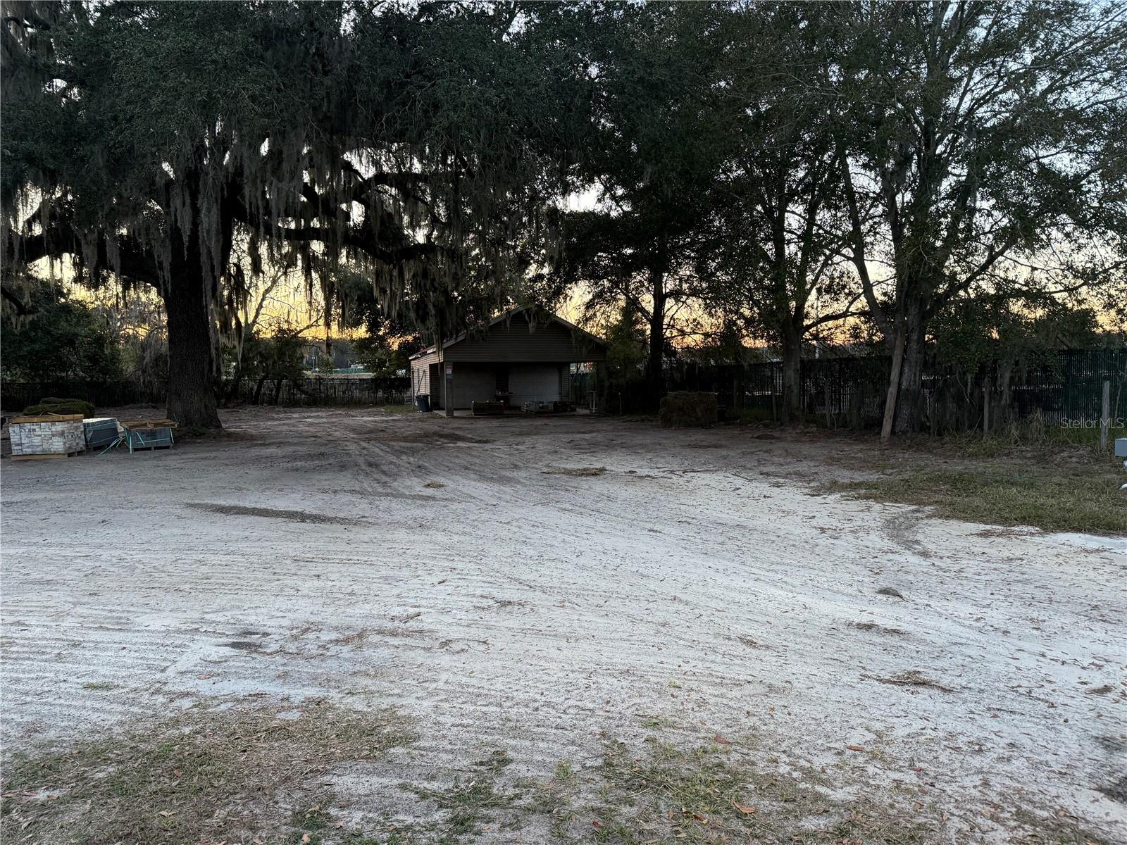 8624 COUNTY ROAD 127, WILDWOOD, FL, 34785
