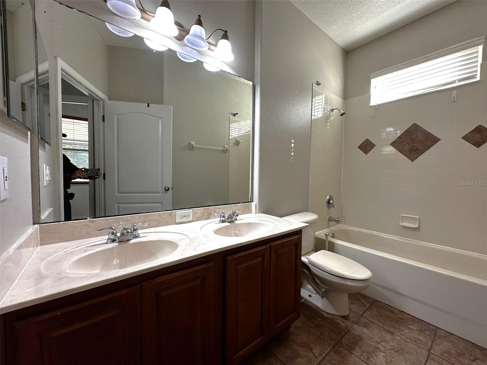 324 CORTONA DR, ORLANDO, FL, 32828