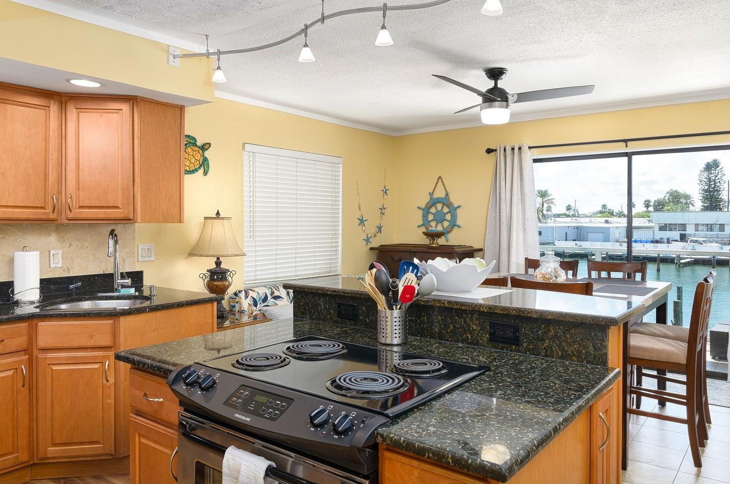 125 110TH AVE, TREASURE ISLAND, FL, 33706