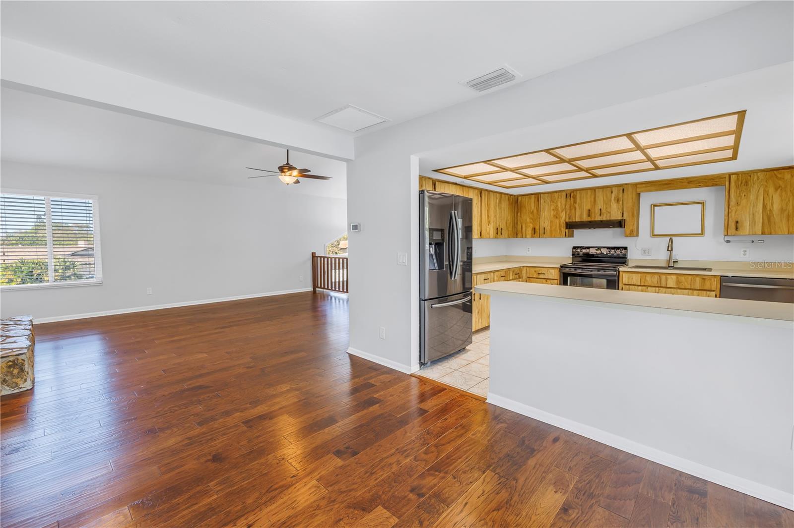 9446 LAURA ANNE DR, SEMINOLE, FL, 33776