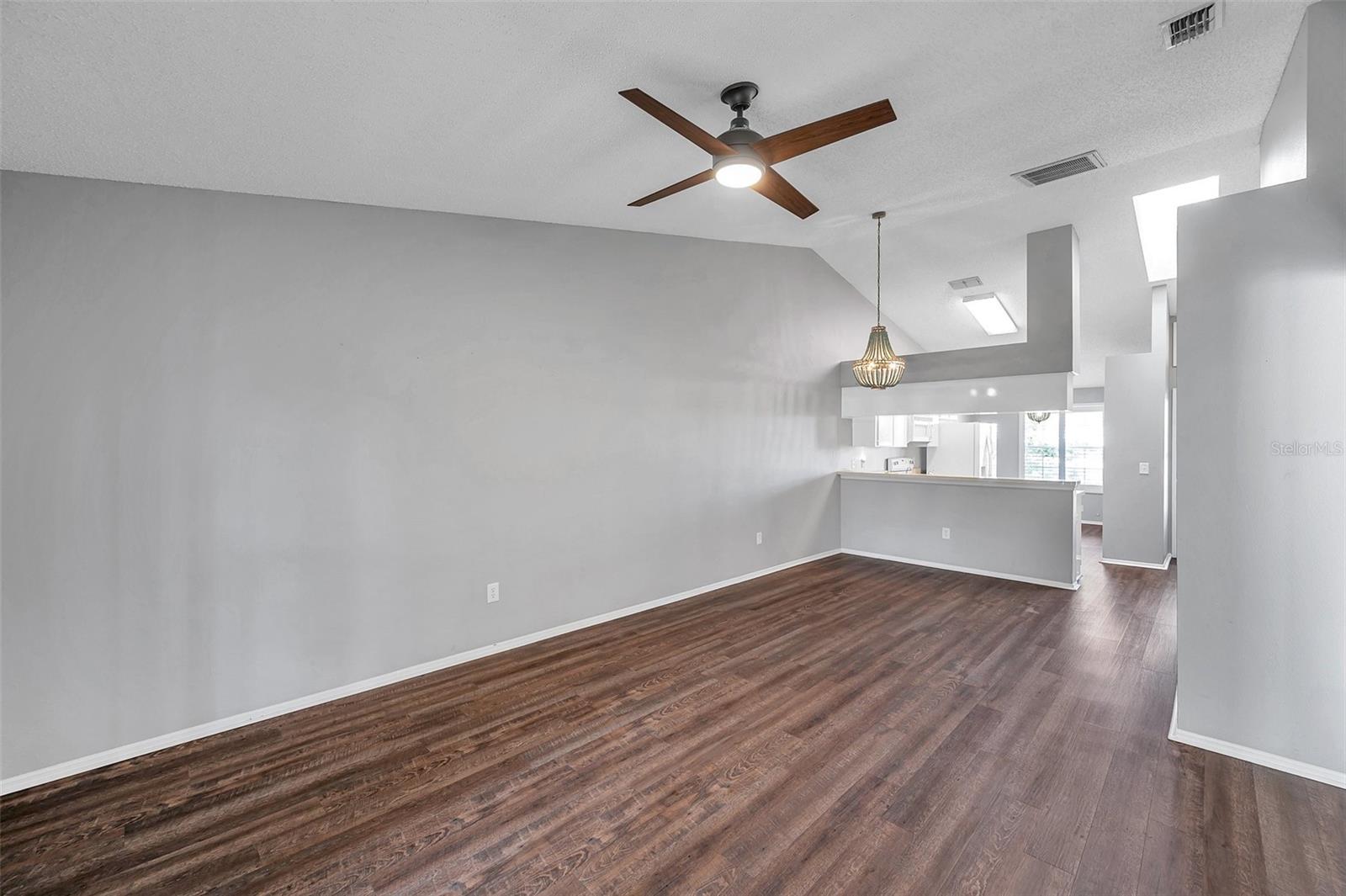 39650 US HIGHWAY 19 N #233, TARPON SPRINGS, FL, 34689