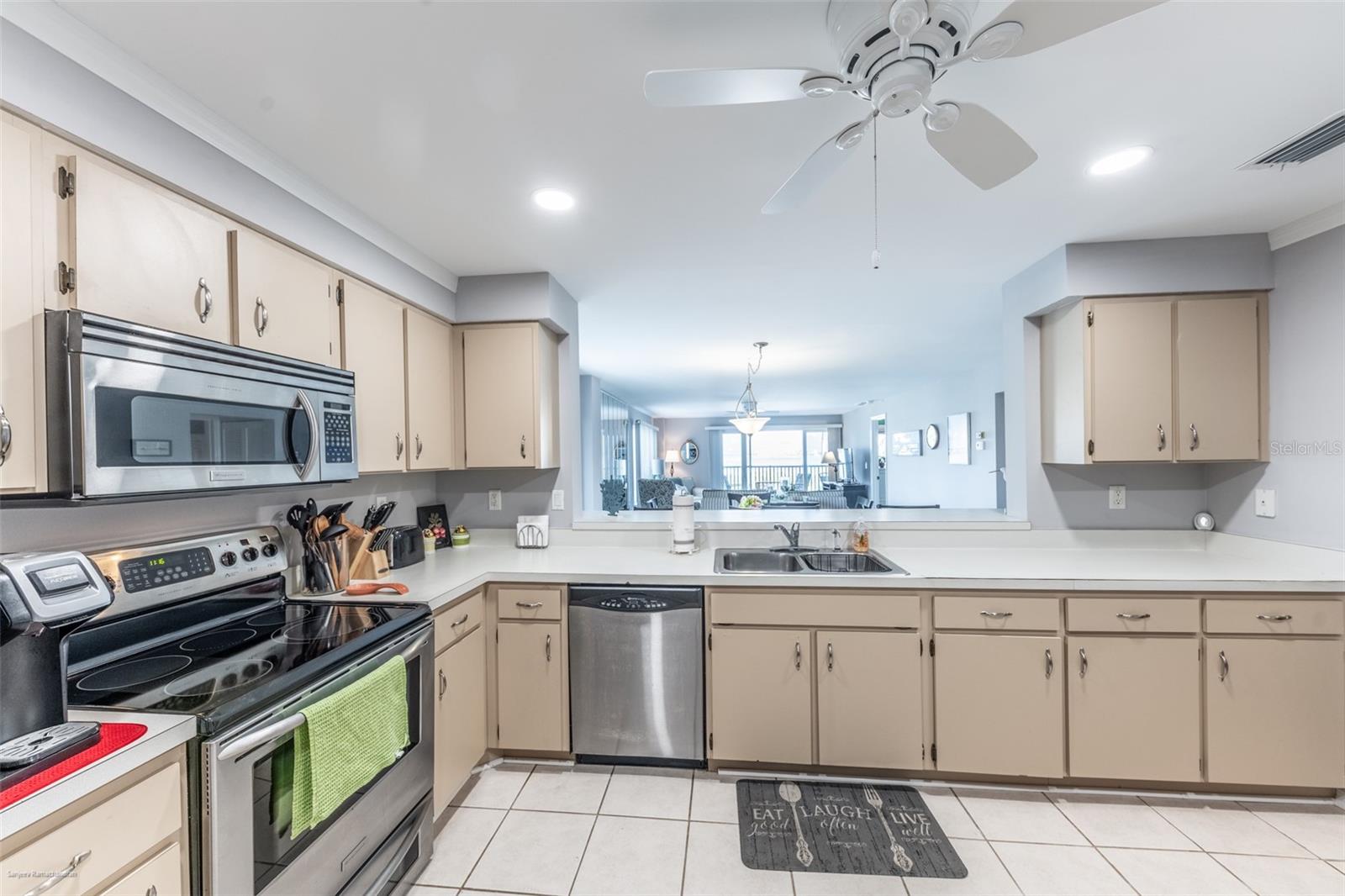 1477 PARK BEACH CIR #11, PUNTA GORDA, FL, 33950