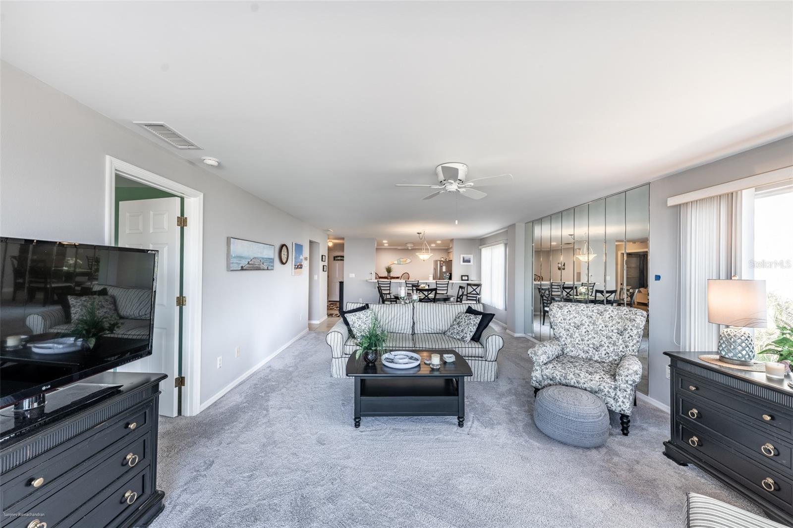 1477 PARK BEACH CIR #11, PUNTA GORDA, FL, 33950