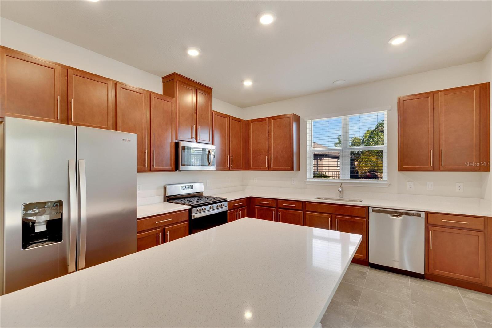 6009 MILESTONE DR, APOLLO BEACH, FL, 33572