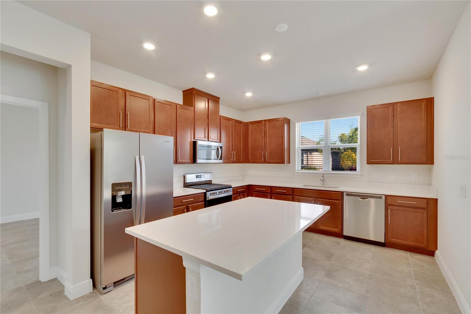 6009 MILESTONE DR, APOLLO BEACH, FL, 33572