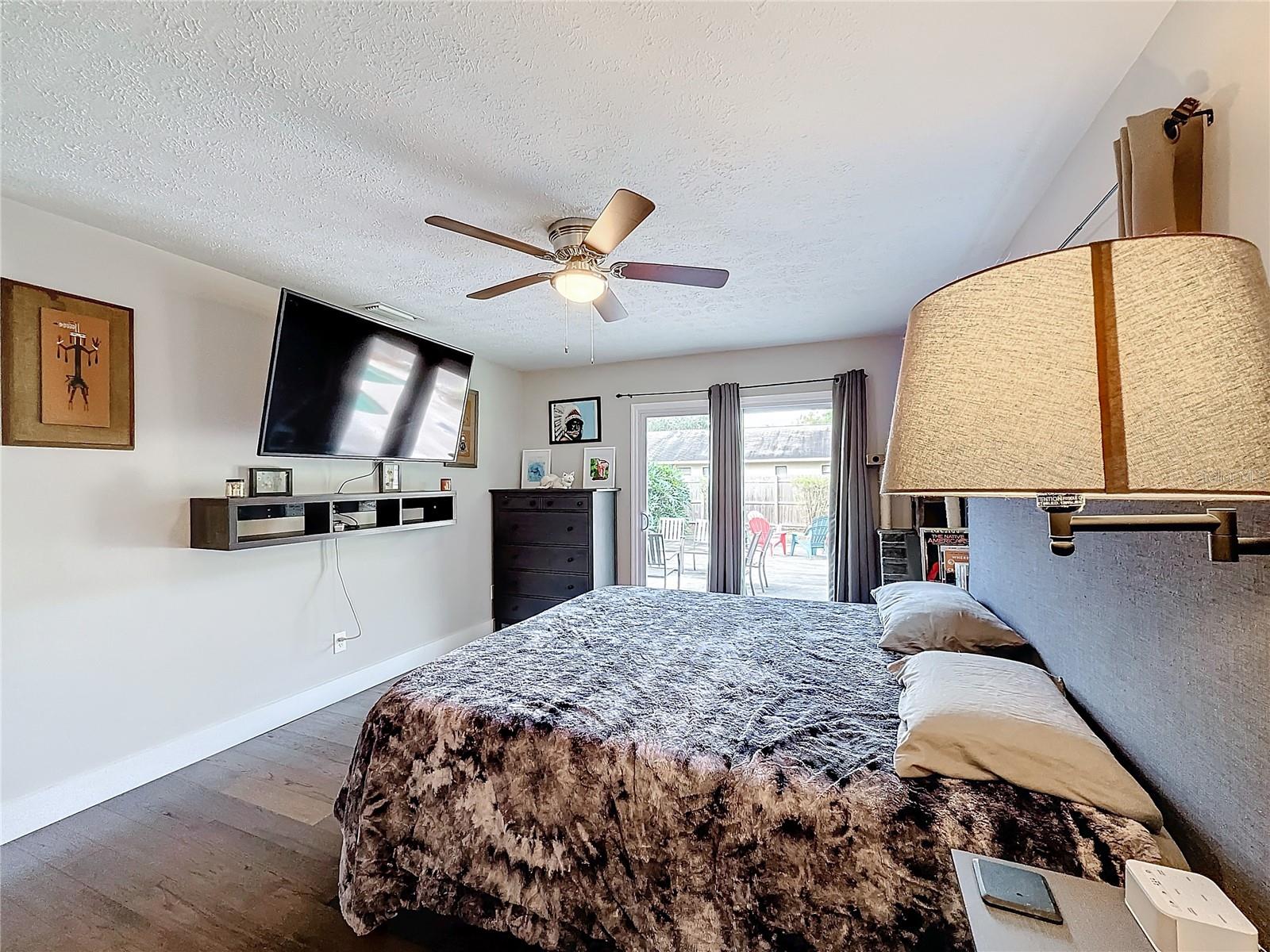 2110 CLIFTON DR, VALRICO, FL, 33594