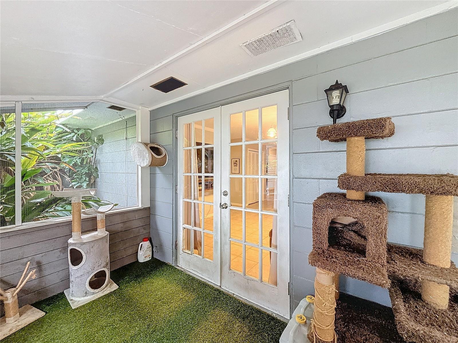 2110 CLIFTON DR, VALRICO, FL, 33594