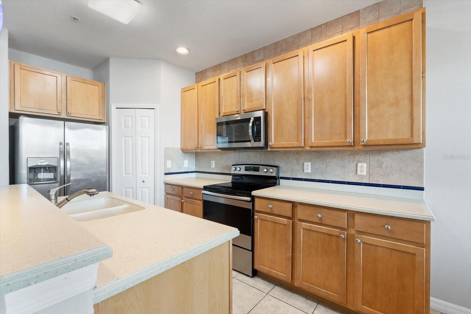 8003 LIMESTONE LN #15-103, SARASOTA, FL, 34233