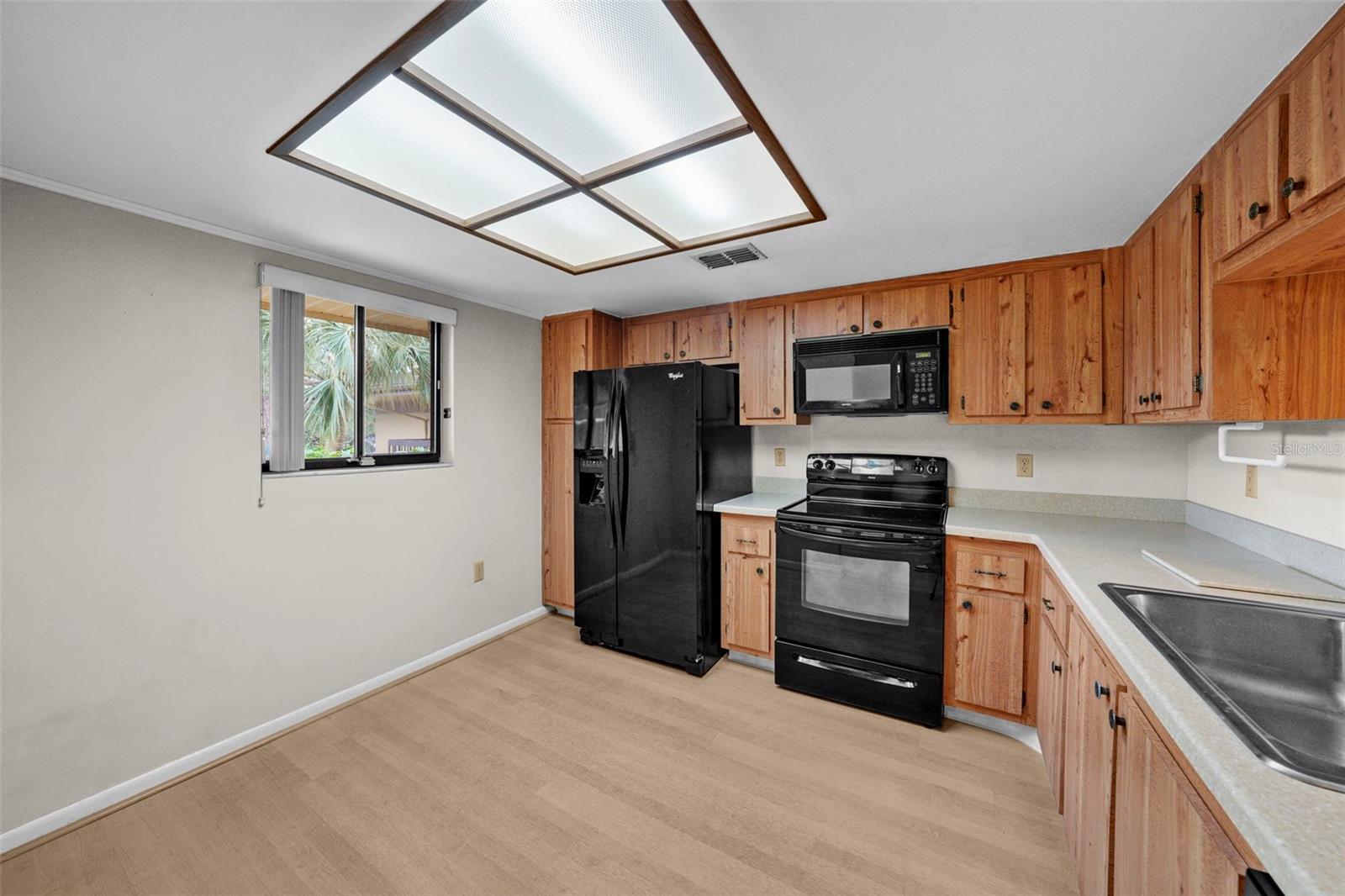 2679 SABAL SPRINGS CIR #203, CLEARWATER, FL, 33761
