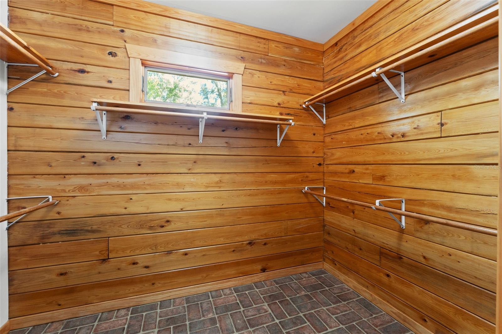 6051 VALLEY SPRING DR, BROOKSVILLE, FL, 34601