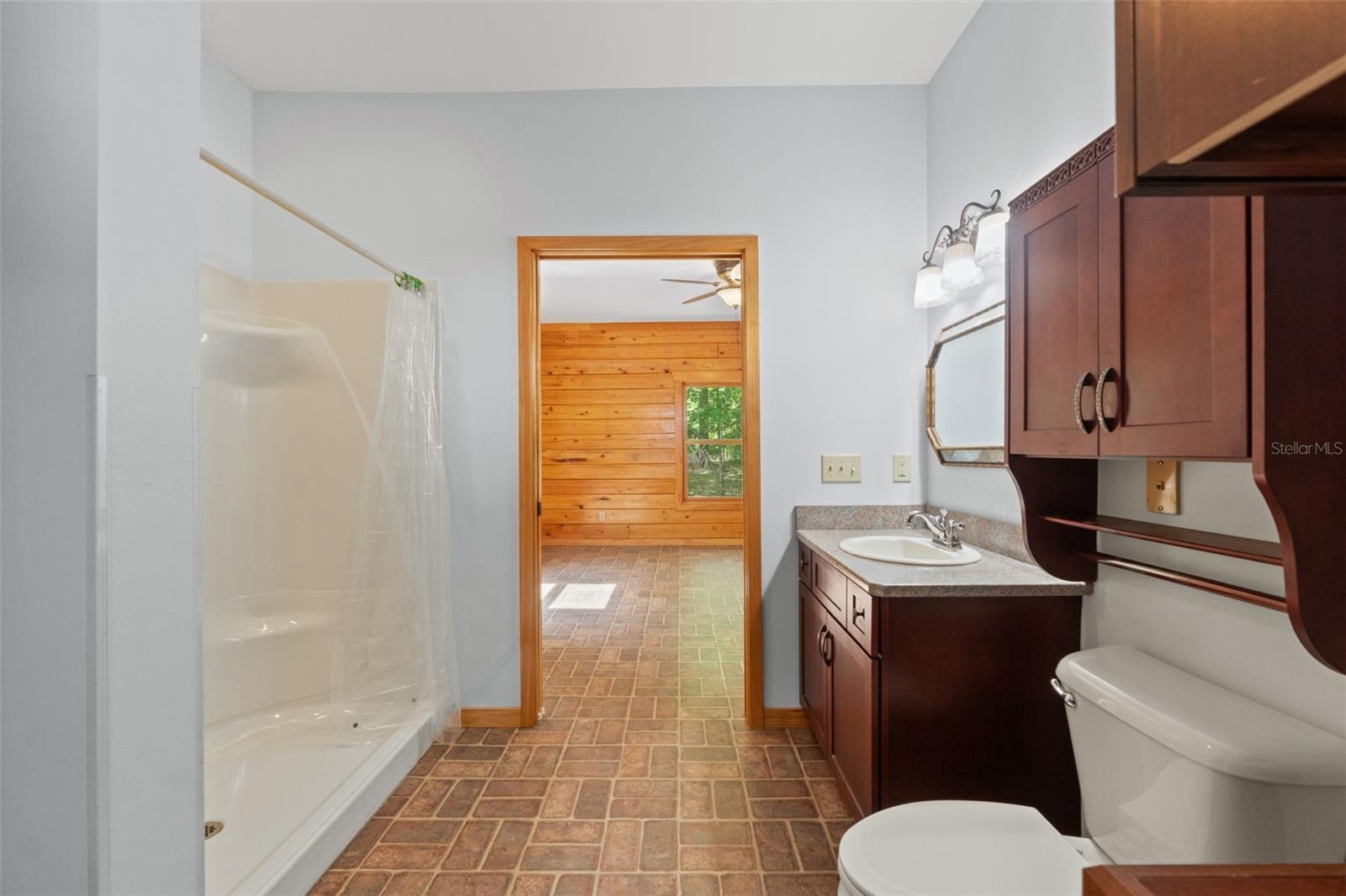 6051 VALLEY SPRING DR, BROOKSVILLE, FL, 34601