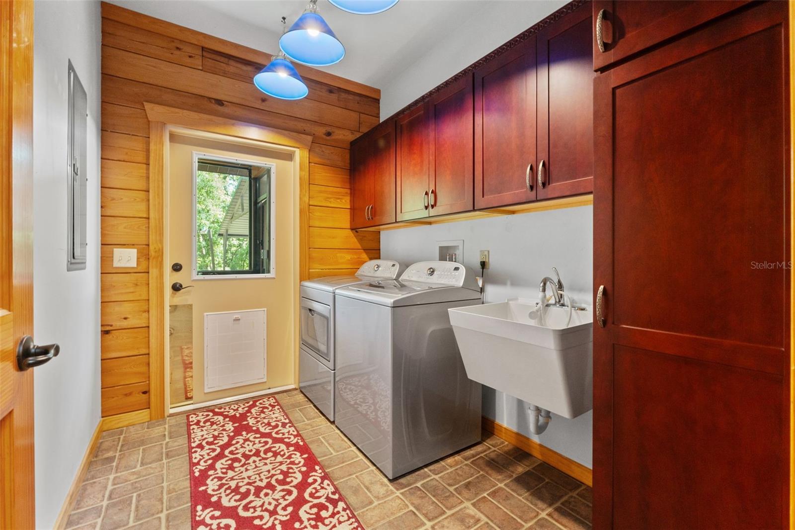 6051 VALLEY SPRING DR, BROOKSVILLE, FL, 34601