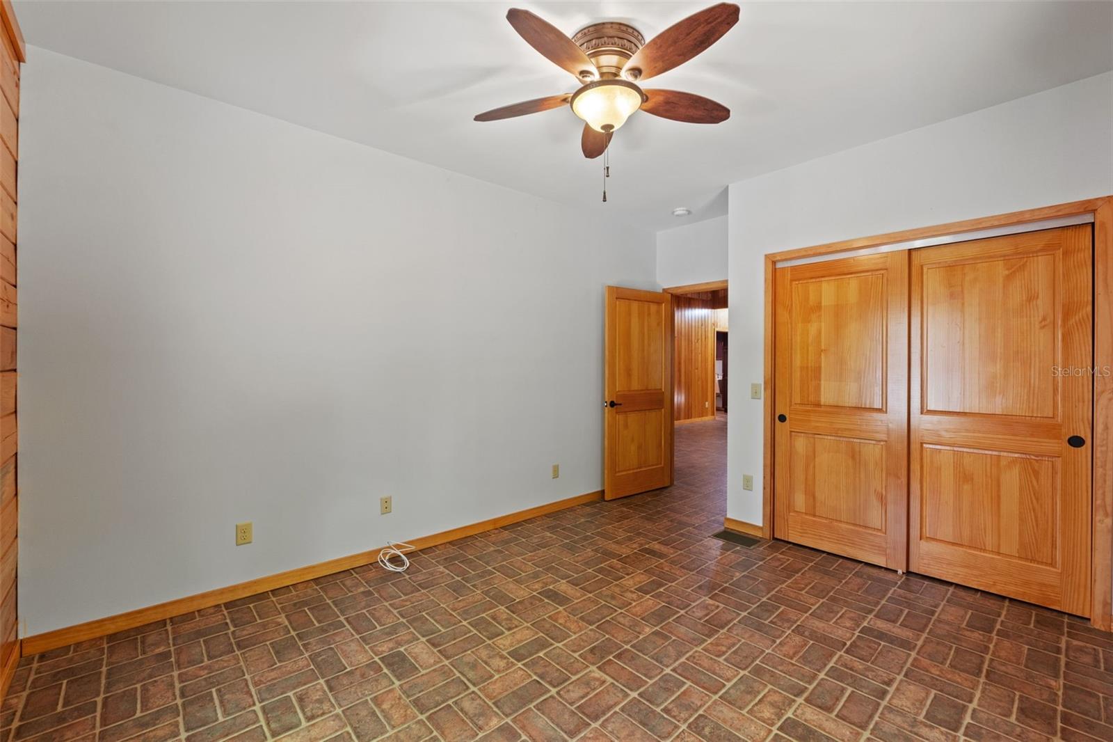6051 VALLEY SPRING DR, BROOKSVILLE, FL, 34601
