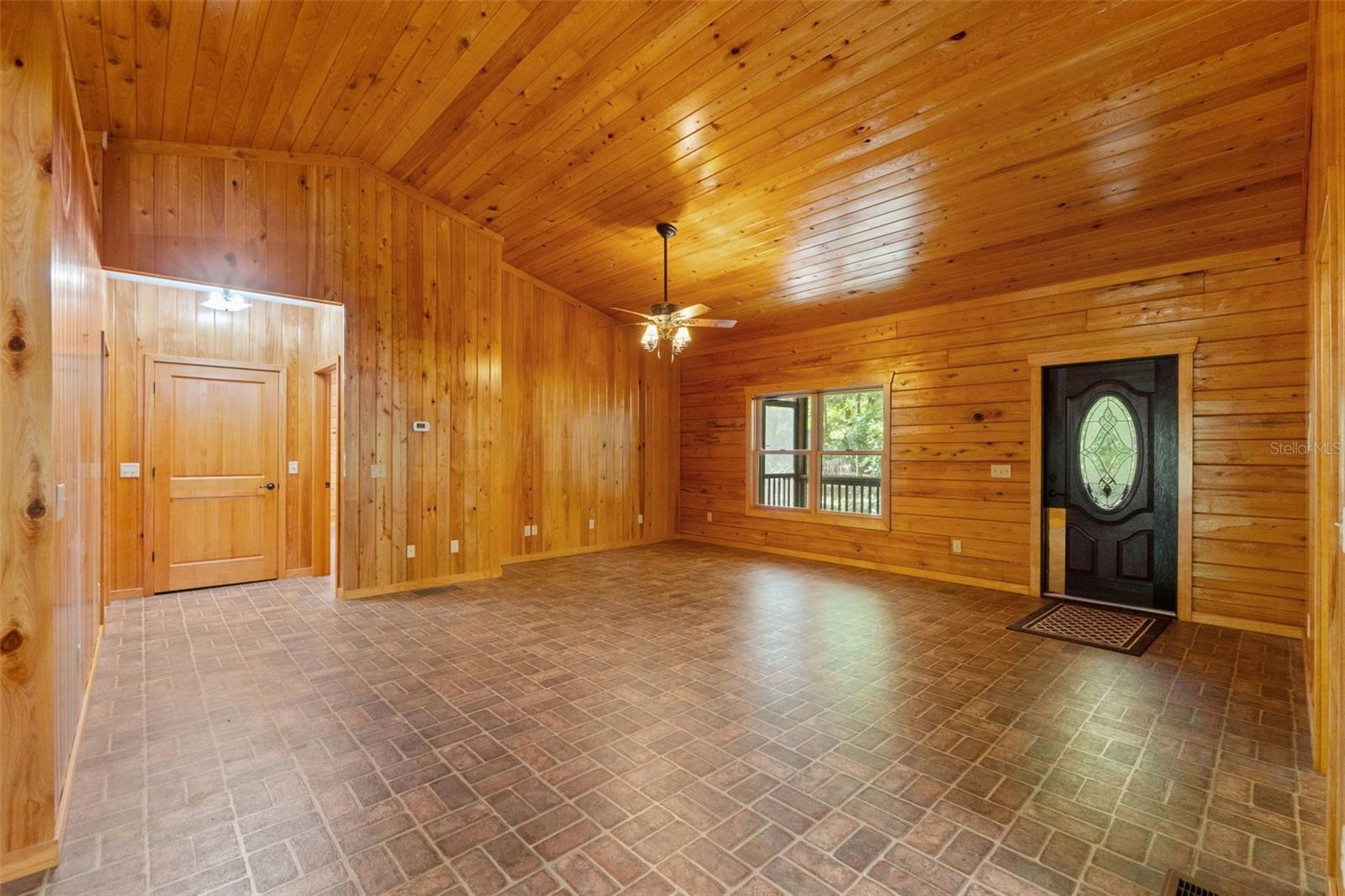 6051 VALLEY SPRING DR, BROOKSVILLE, FL, 34601
