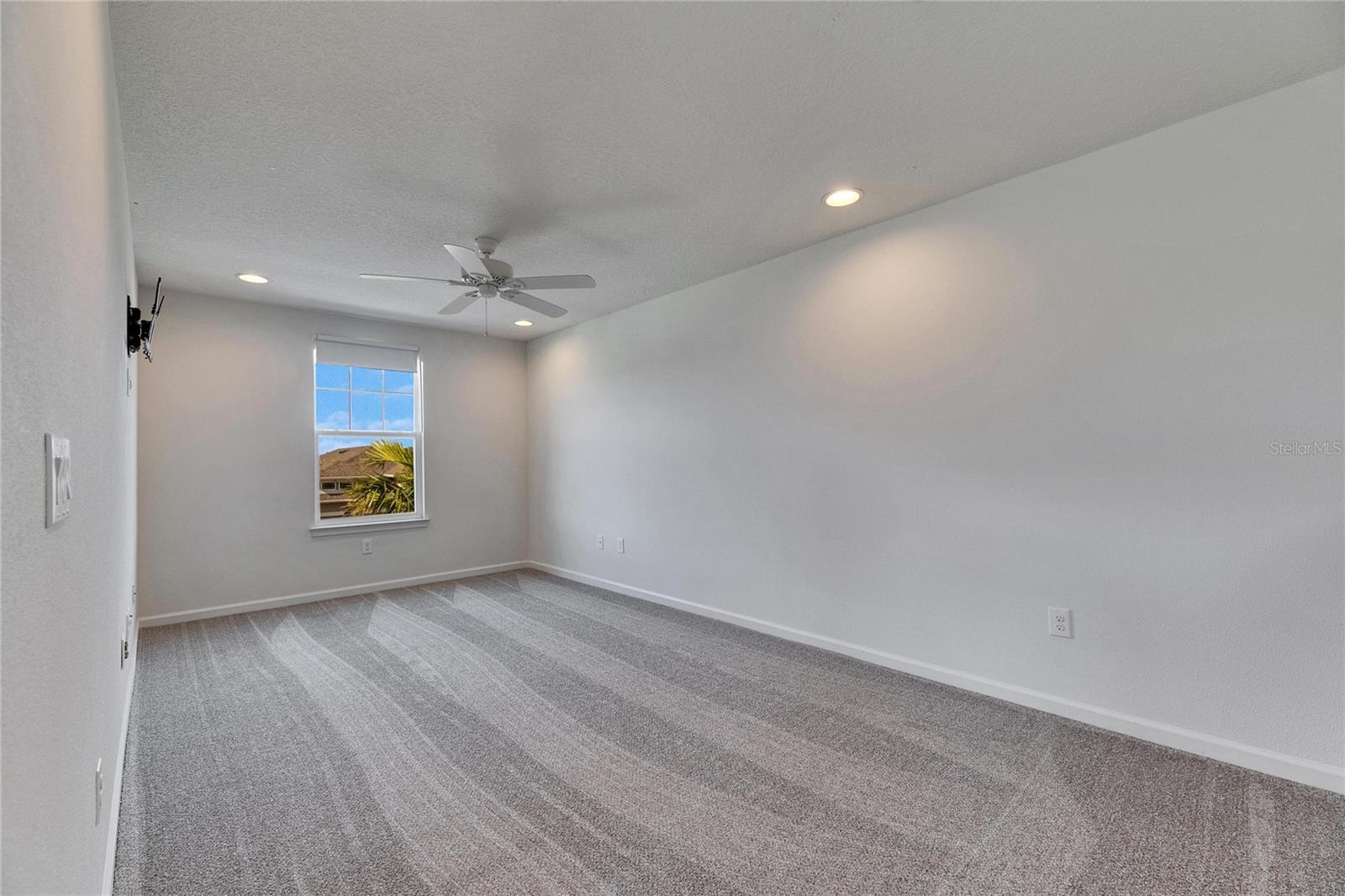 12231 STREAMBED DR, RIVERVIEW, FL, 33579