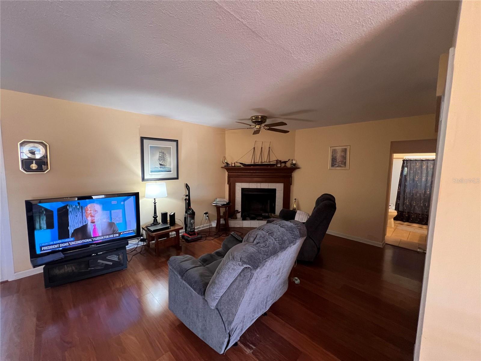 10709 DOWRY AVE, TAMPA, FL, 33615
