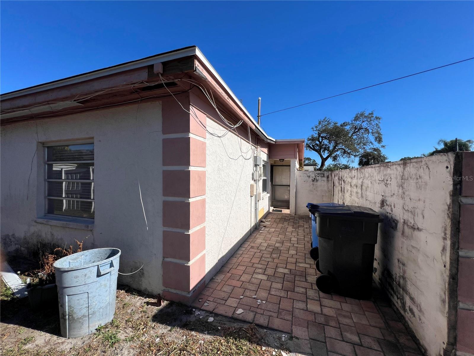 10709 DOWRY AVE, TAMPA, FL, 33615