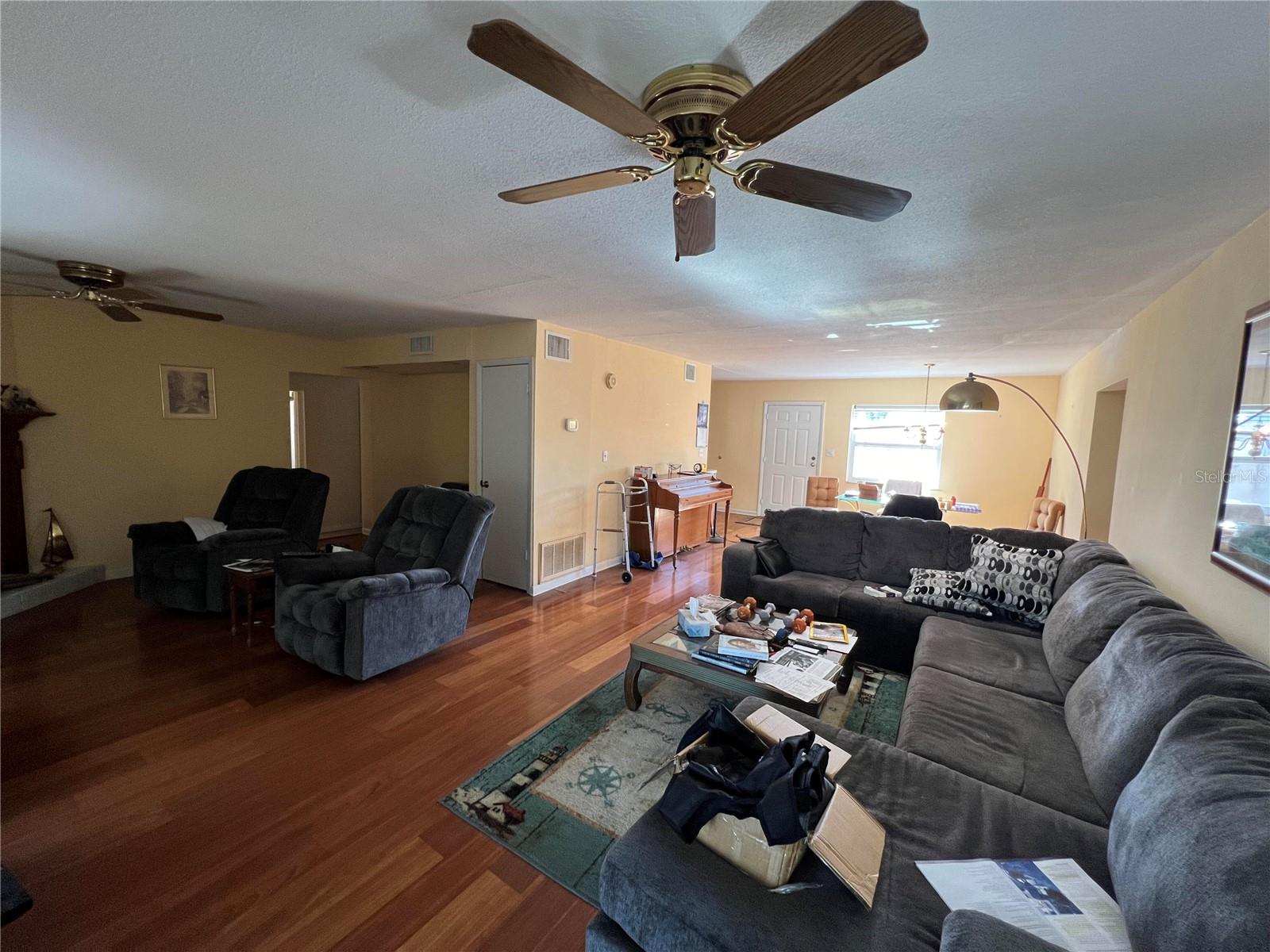 10709 DOWRY AVE, TAMPA, FL, 33615