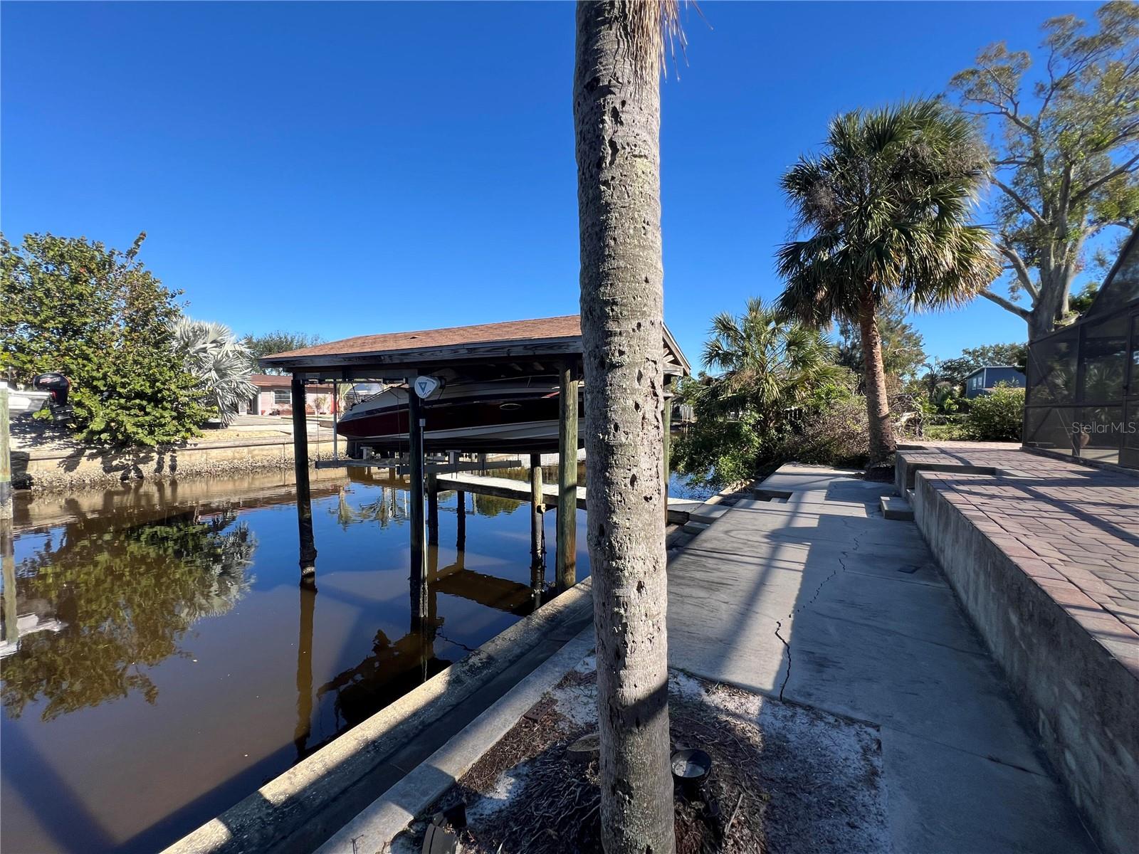 10709 DOWRY AVE, TAMPA, FL, 33615