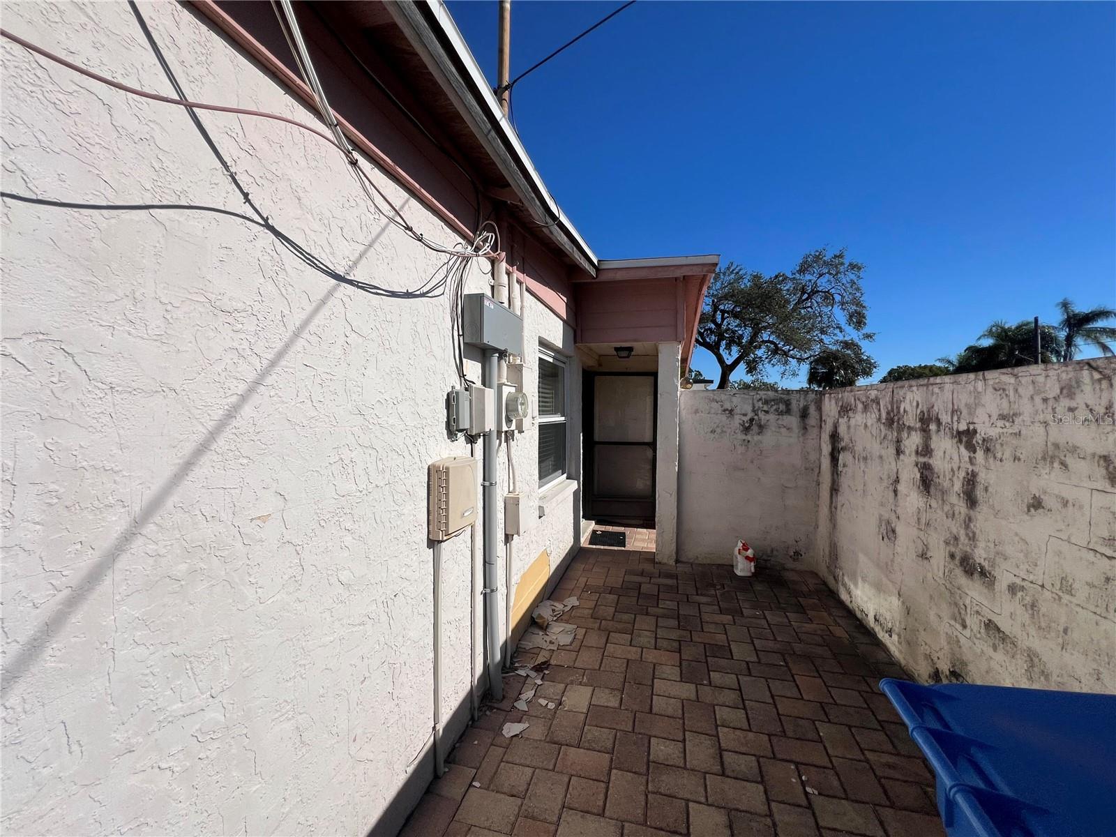 10709 DOWRY AVE, TAMPA, FL, 33615