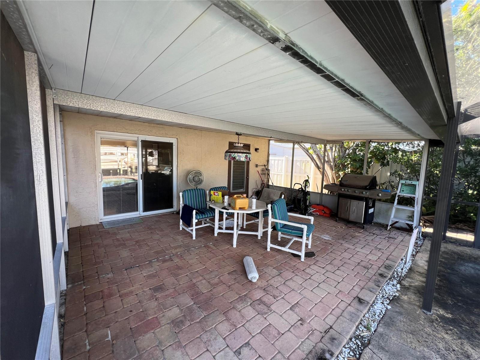 10709 DOWRY AVE, TAMPA, FL, 33615