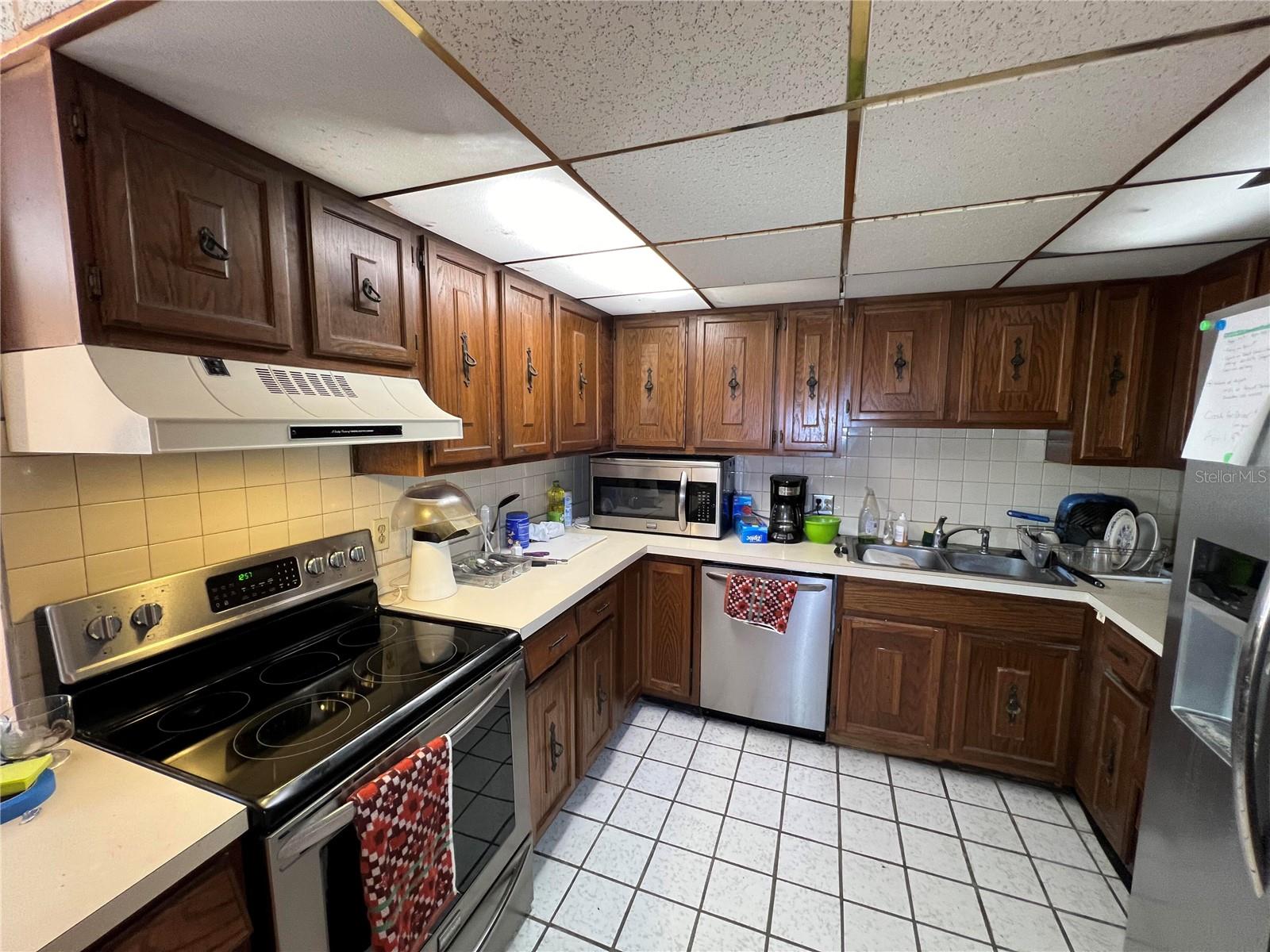 10709 DOWRY AVE, TAMPA, FL, 33615