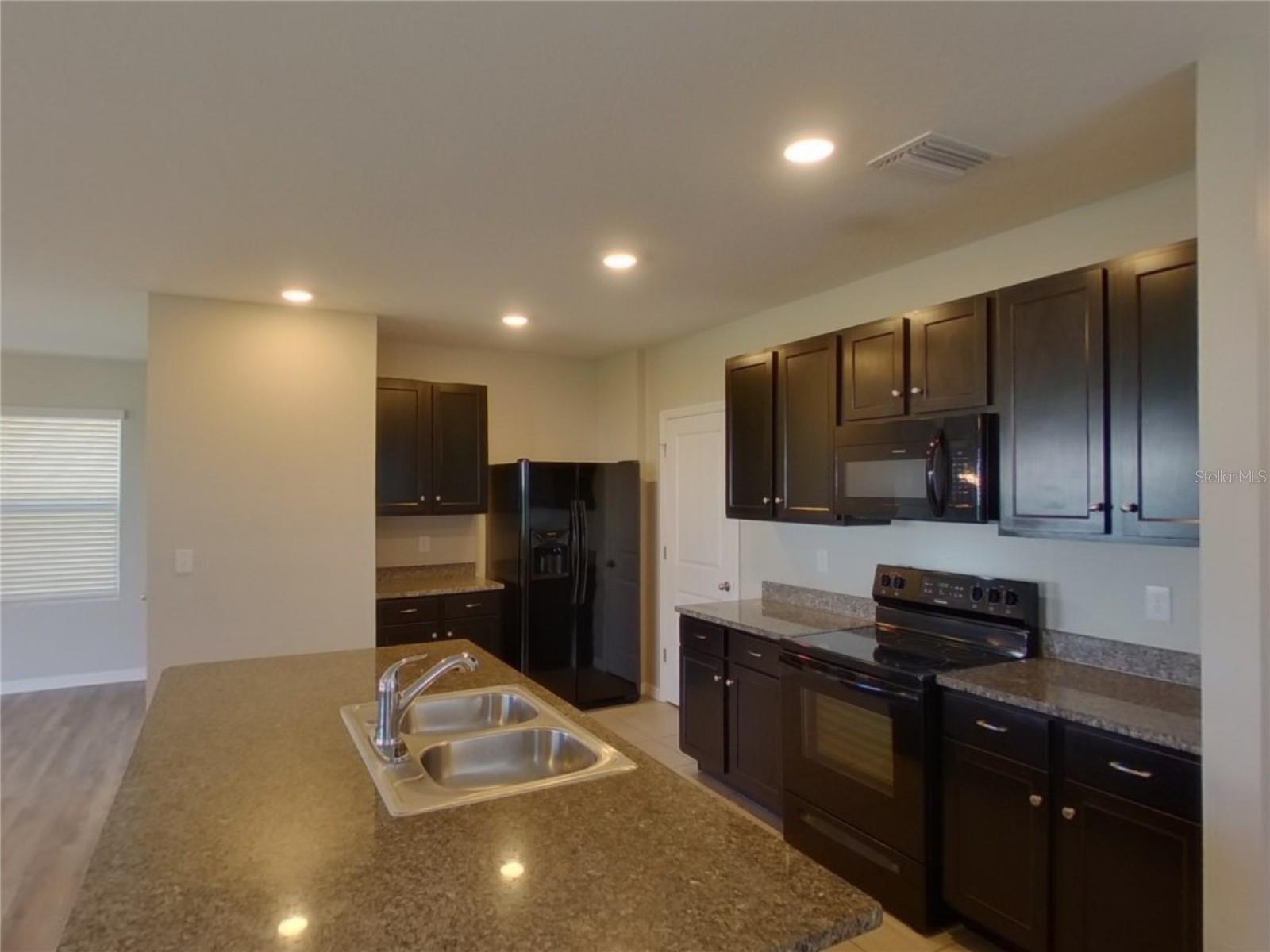 4322 WILLOW HAMMOCK DR, PALMETTO, FL, 34221