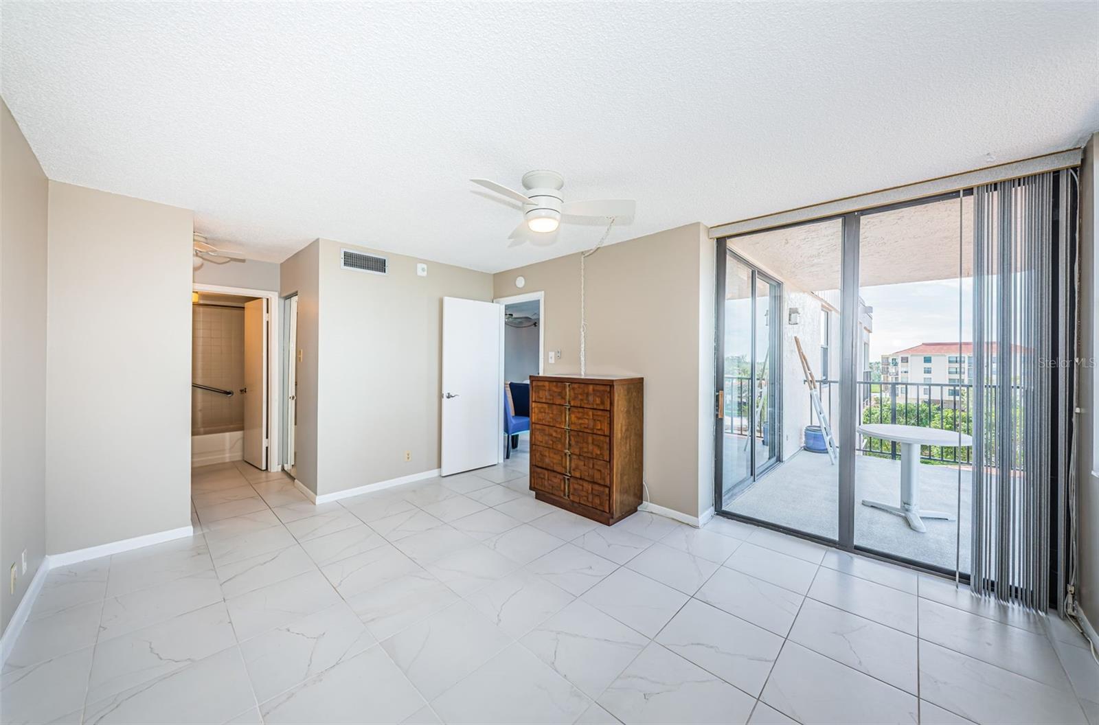6145 SUN BLVD #607, ST PETERSBURG, FL, 33715