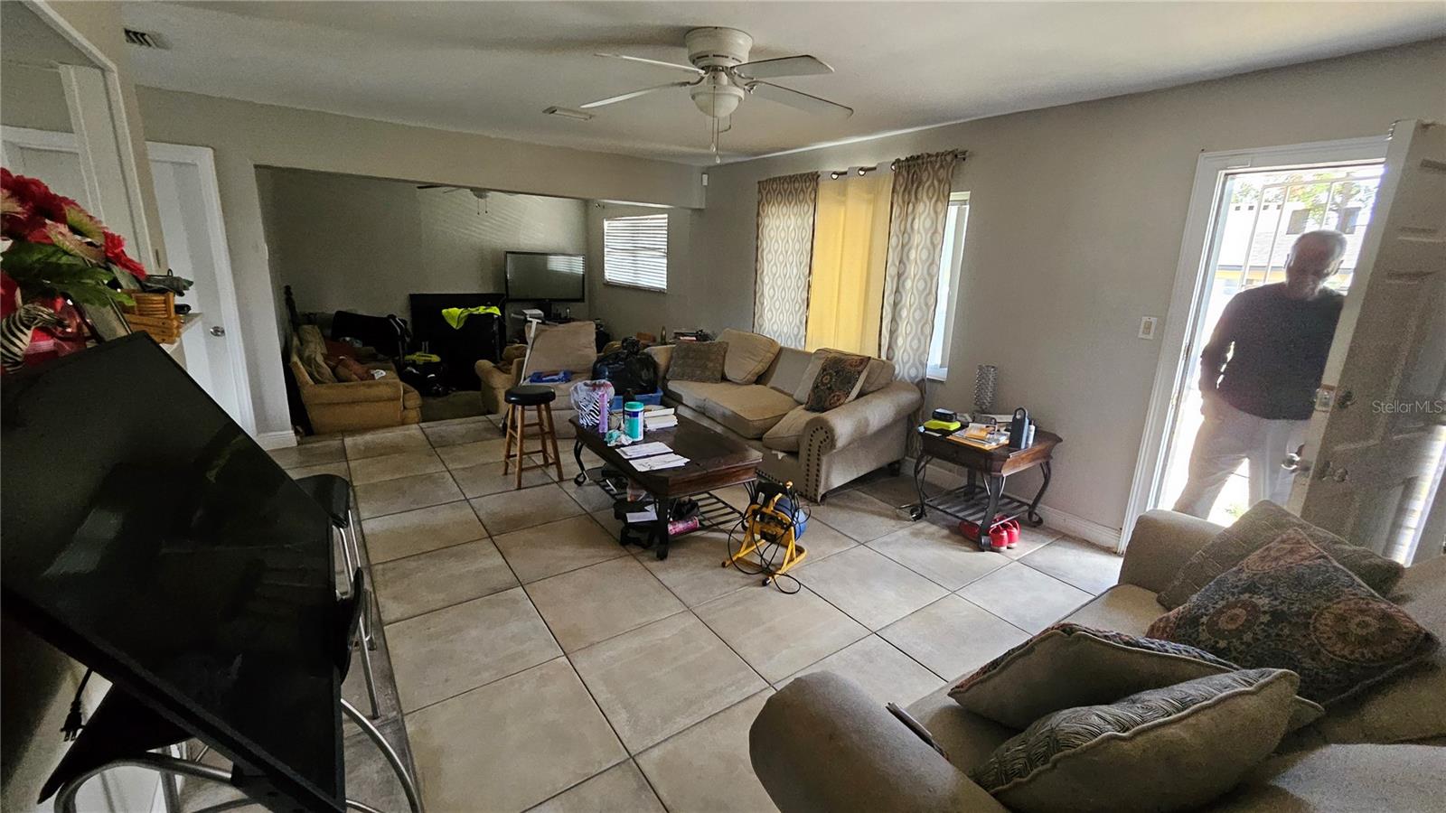 1417 E 109TH AVE, TAMPA, FL, 33612