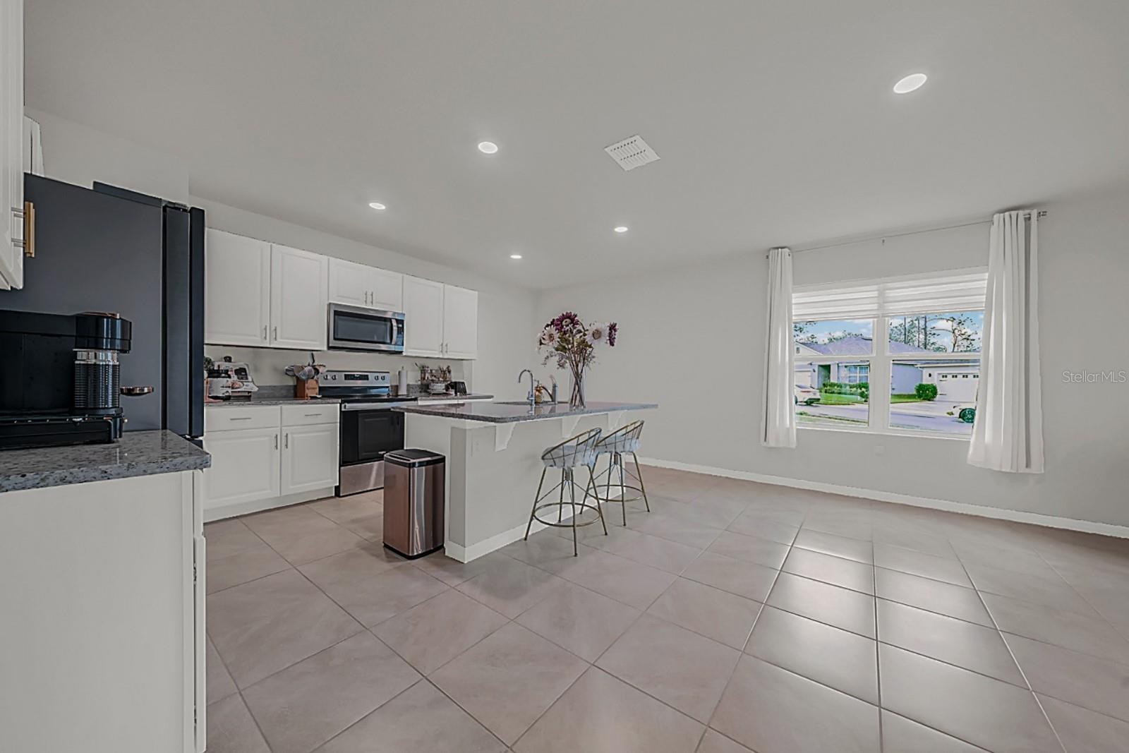 384 LADY BELLA PL, DELAND, FL, 32724