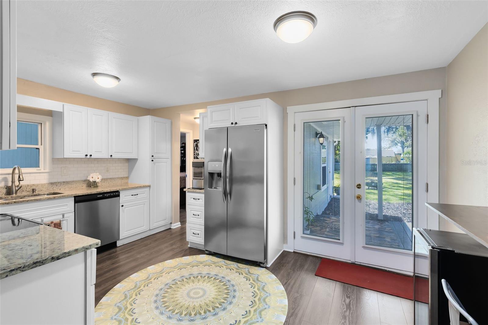 230 W MAGNOLIA ST, APOPKA, FL, 32703