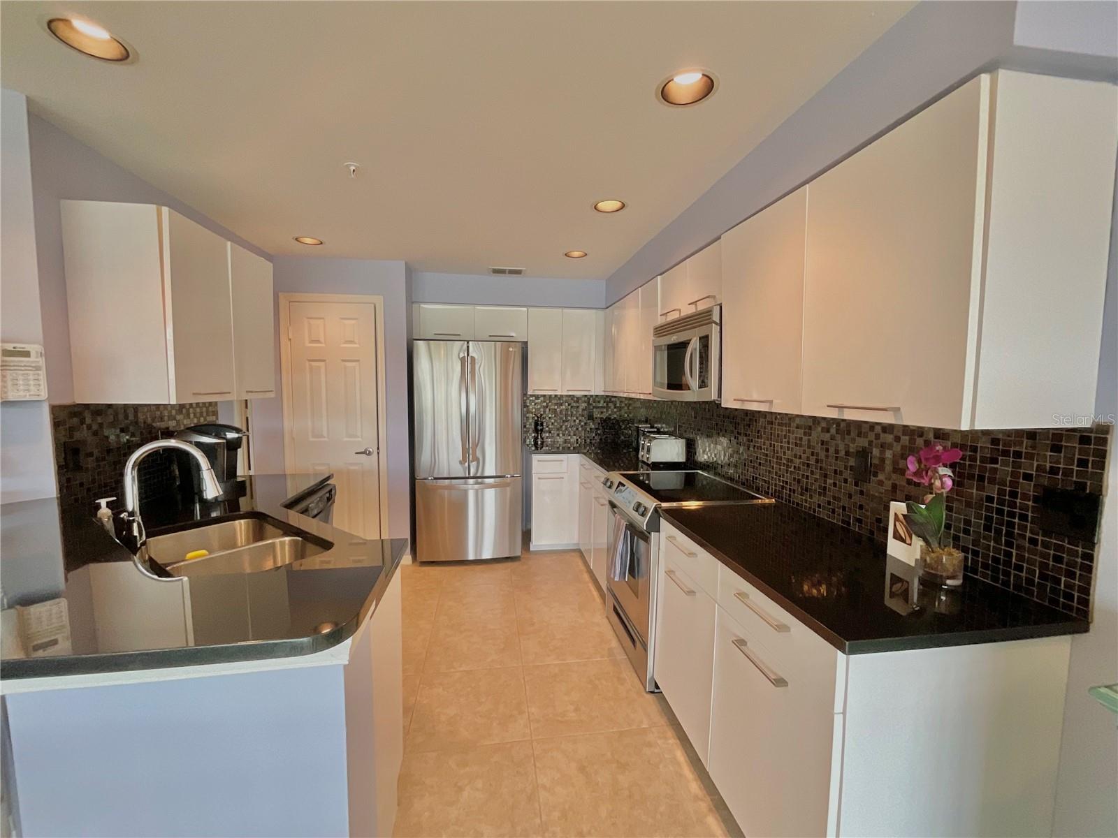 7750 GARDNER DR #102, NAPLES, FL, 34109