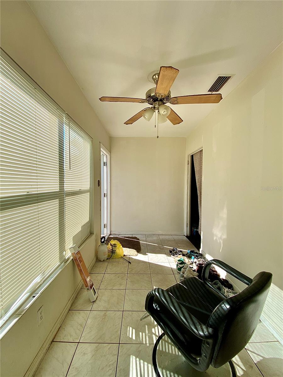 2827 16TH AVE S, ST PETERSBURG, FL, 33712