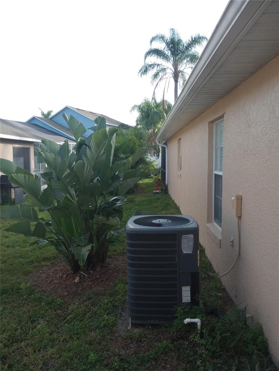 7947 GOLDEN POND CIR, KISSIMMEE, FL, 34747