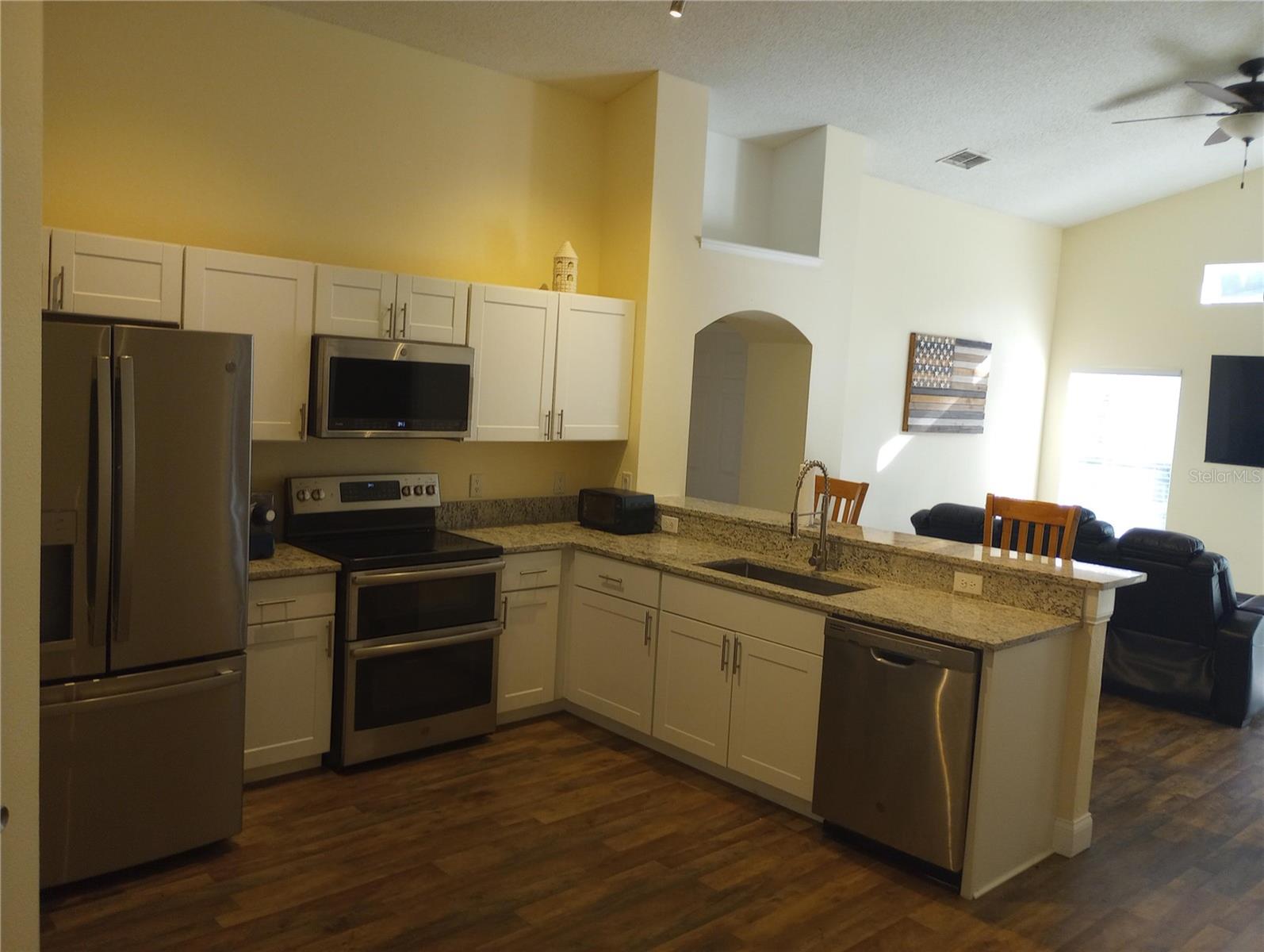 7947 GOLDEN POND CIR, KISSIMMEE, FL, 34747