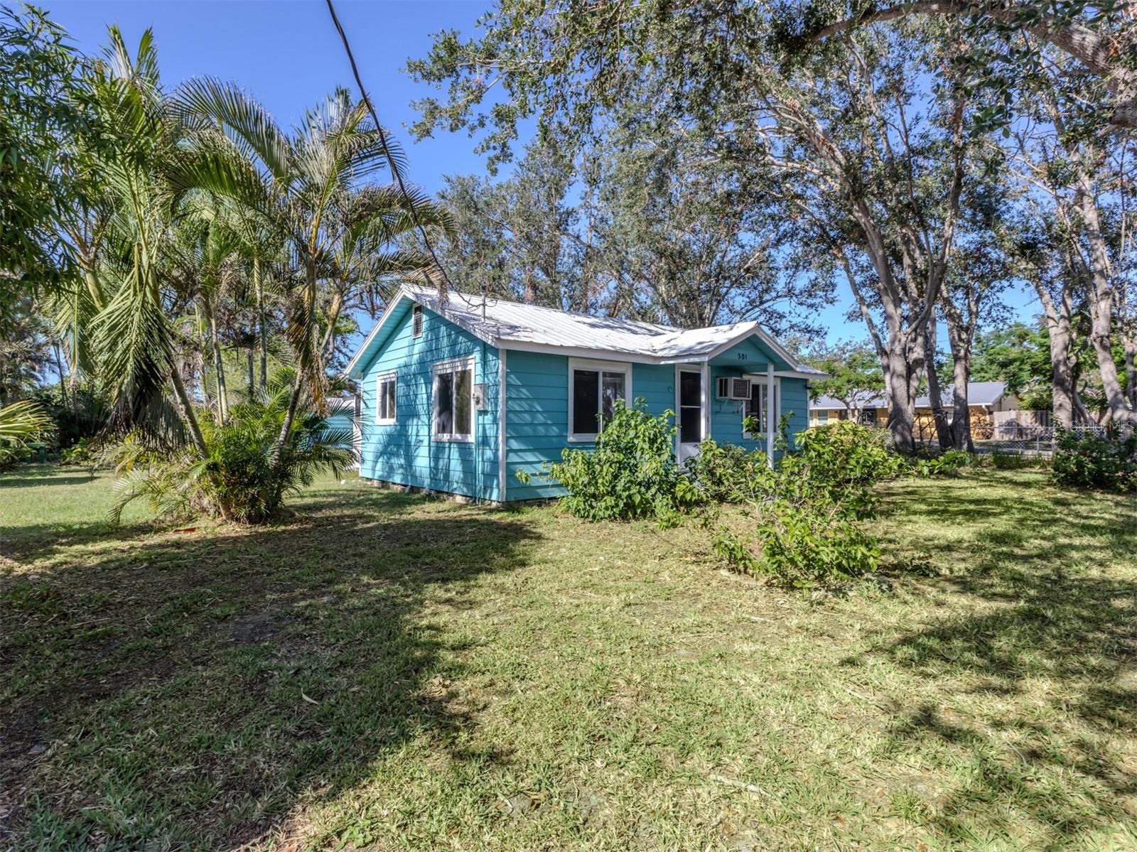 301 RIVER BLVD S, NOKOMIS, FL, 34275