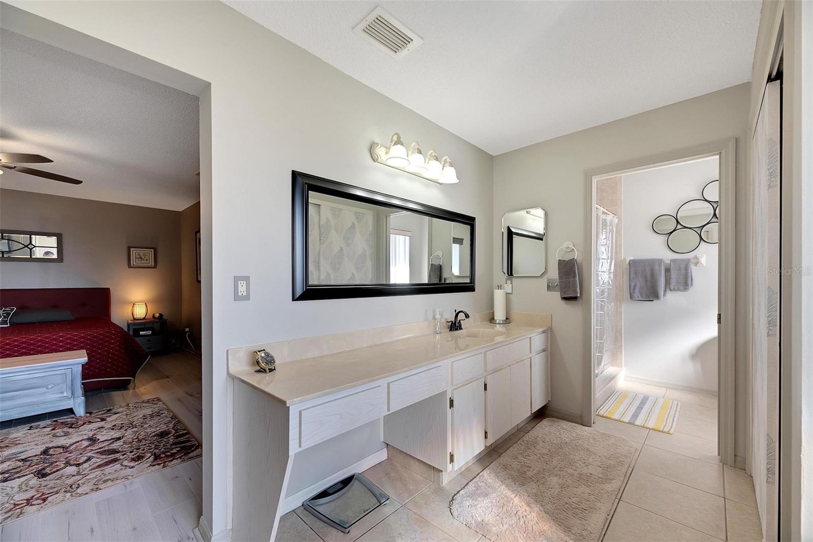 1719 S PEBBLE BEACH BLVD, SUN CITY CENTER, FL, 33573