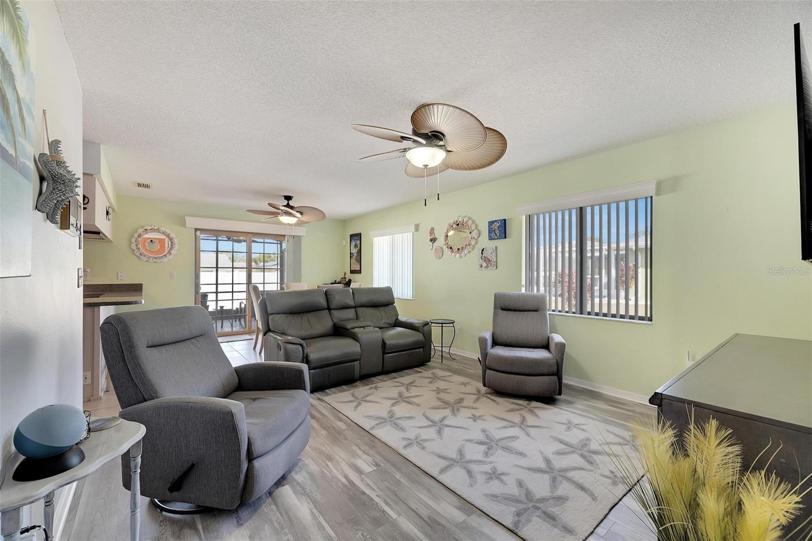 1719 S PEBBLE BEACH BLVD, SUN CITY CENTER, FL, 33573