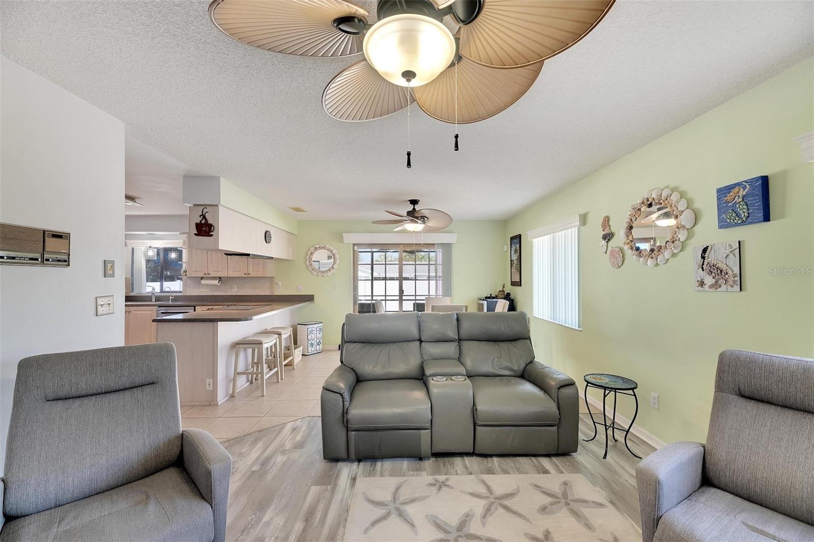 1719 S PEBBLE BEACH BLVD, SUN CITY CENTER, FL, 33573