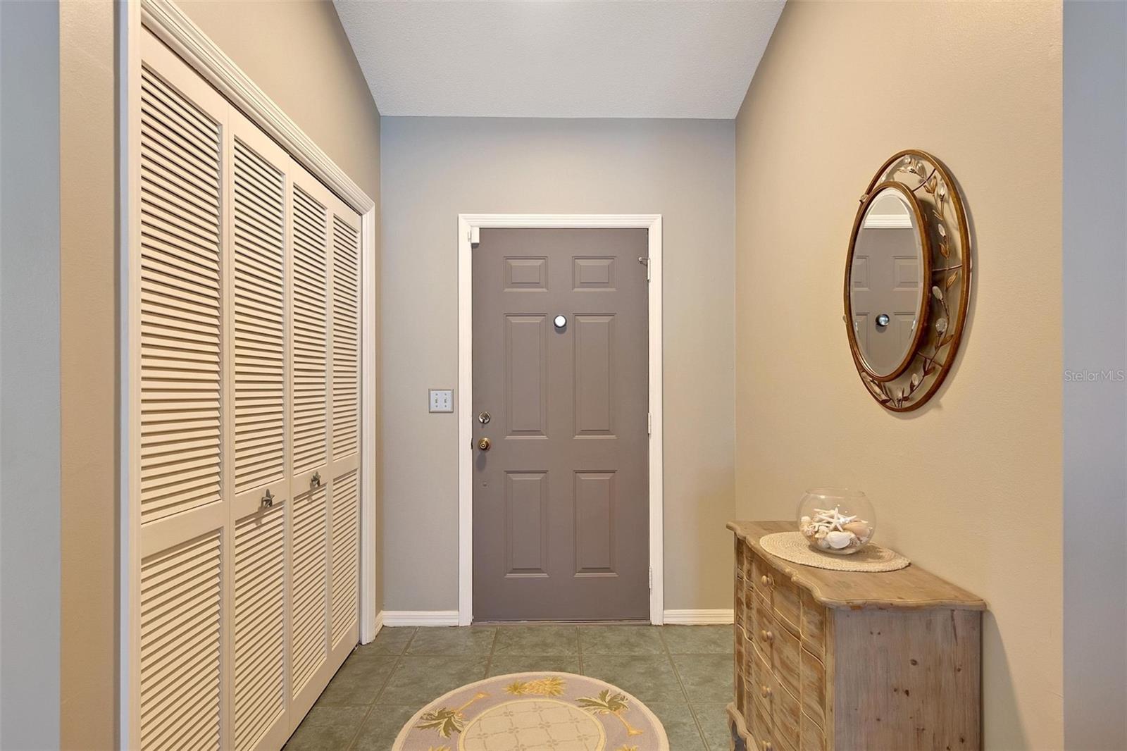 1719 S PEBBLE BEACH BLVD, SUN CITY CENTER, FL, 33573