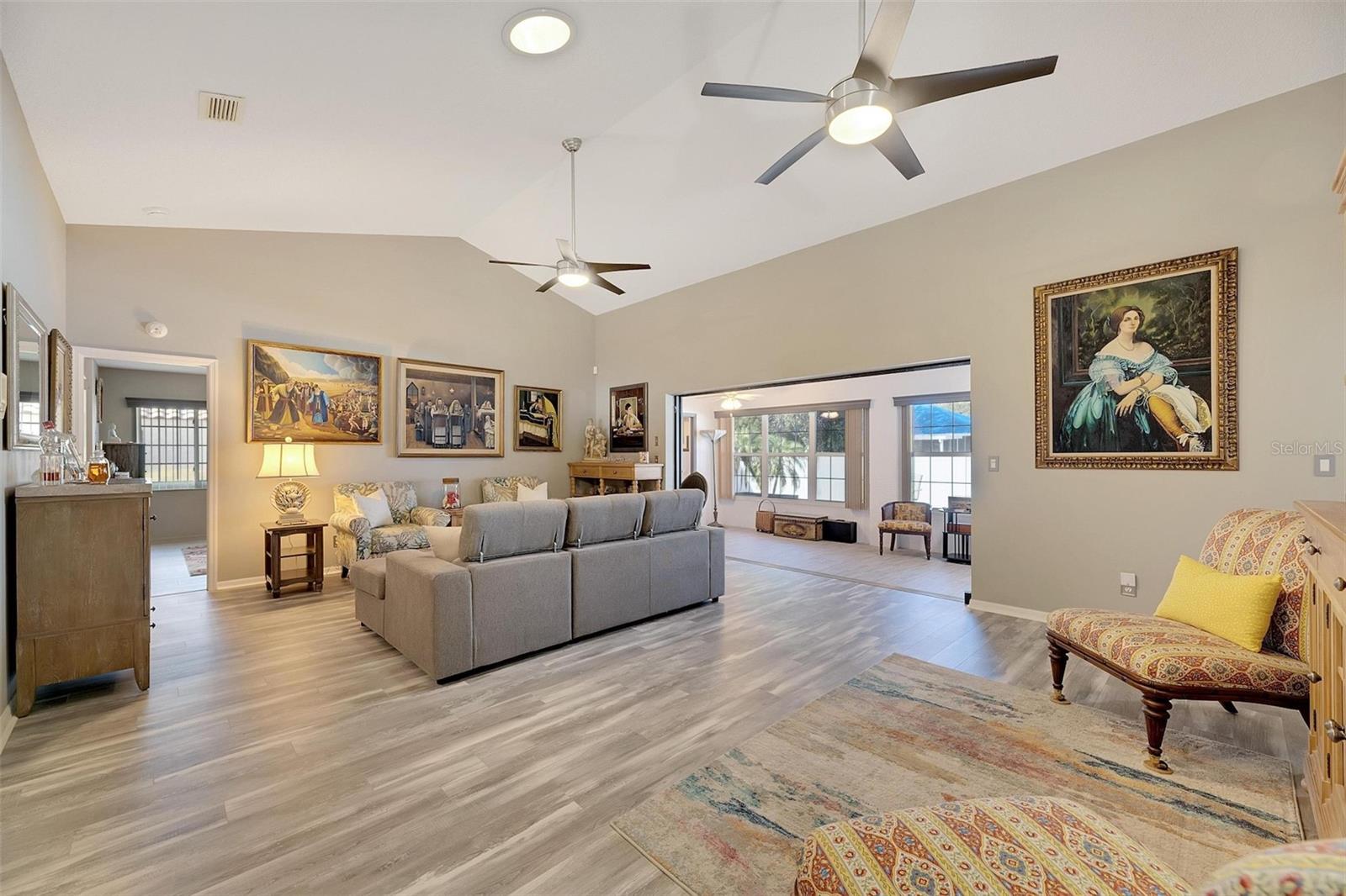 1719 S PEBBLE BEACH BLVD, SUN CITY CENTER, FL, 33573
