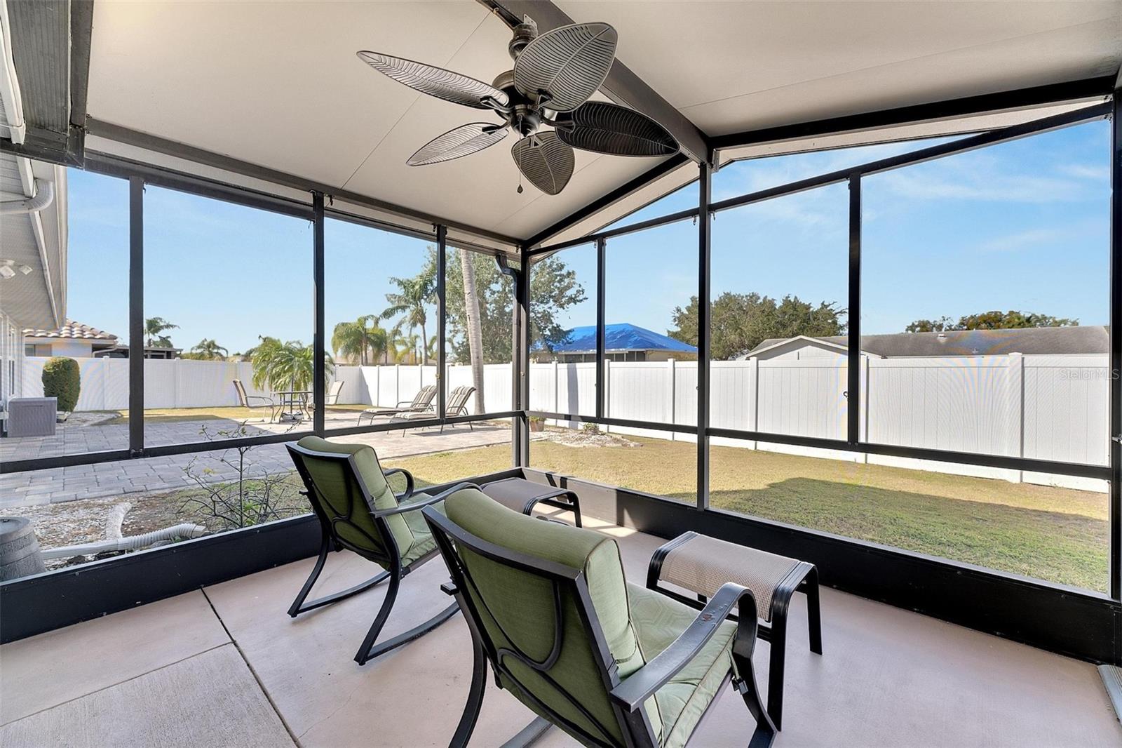 1719 S PEBBLE BEACH BLVD, SUN CITY CENTER, FL, 33573