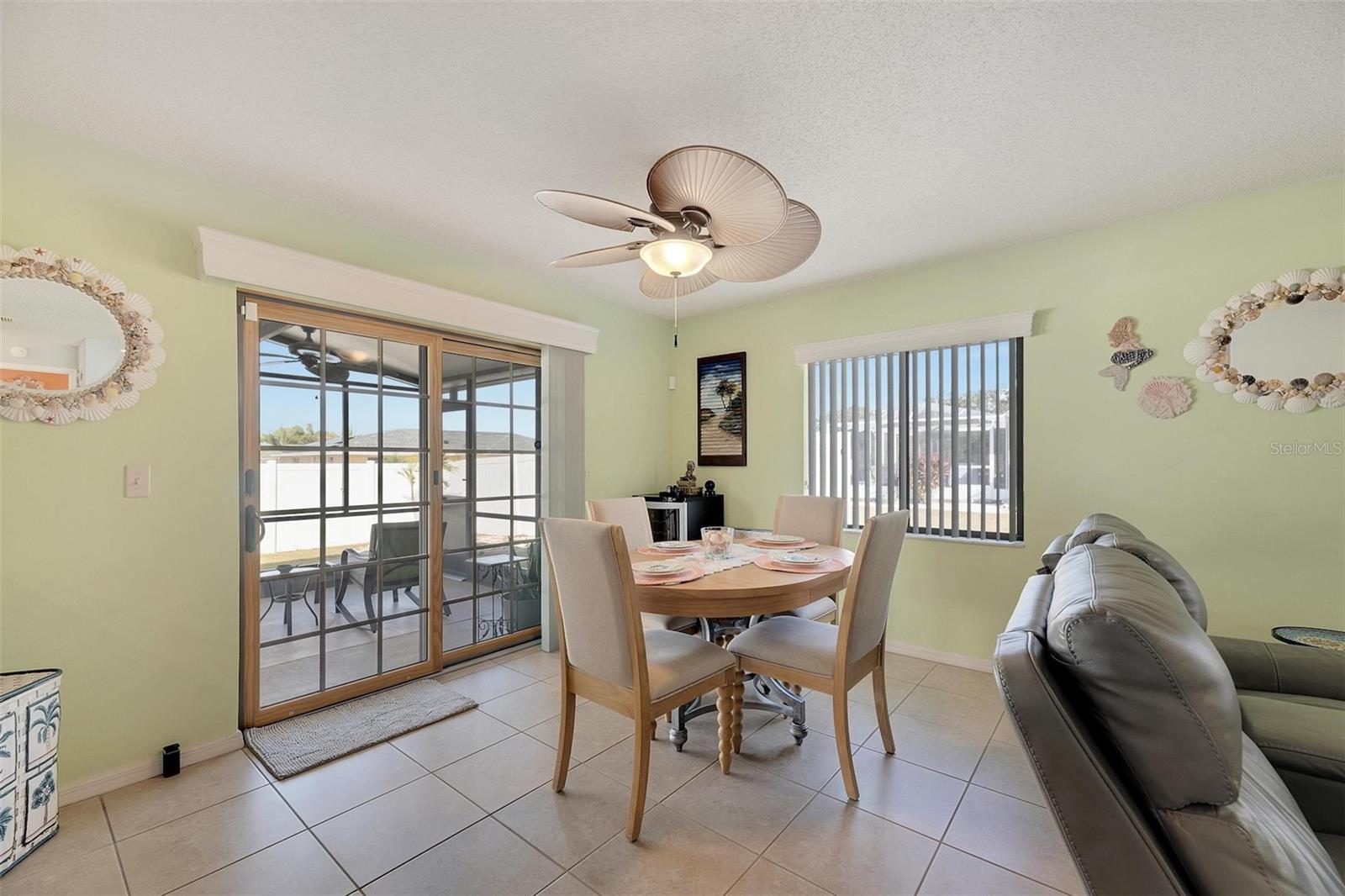 1719 S PEBBLE BEACH BLVD, SUN CITY CENTER, FL, 33573