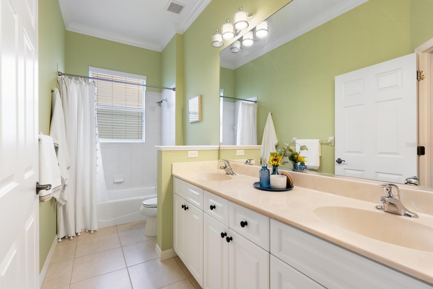 359 TURTLEBACK XING, VENICE, FL, 34292
