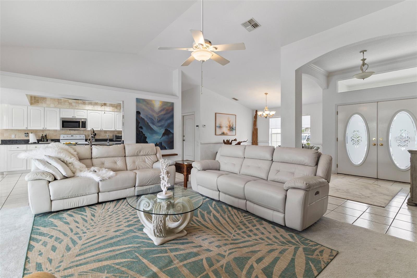 303 PARAMARIBO ST, PUNTA GORDA, FL, 33983